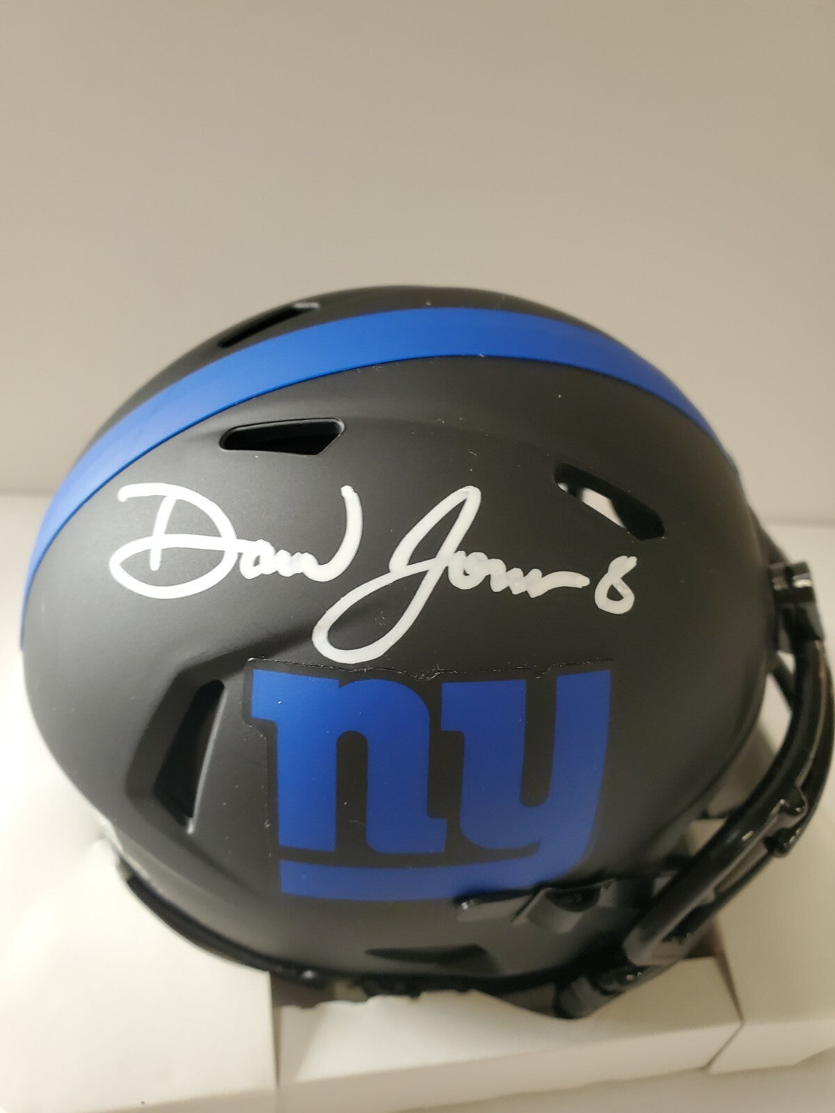 Daniel Jones Autographed In White New York Giants Eclipse Mini Helmet Bas Holo