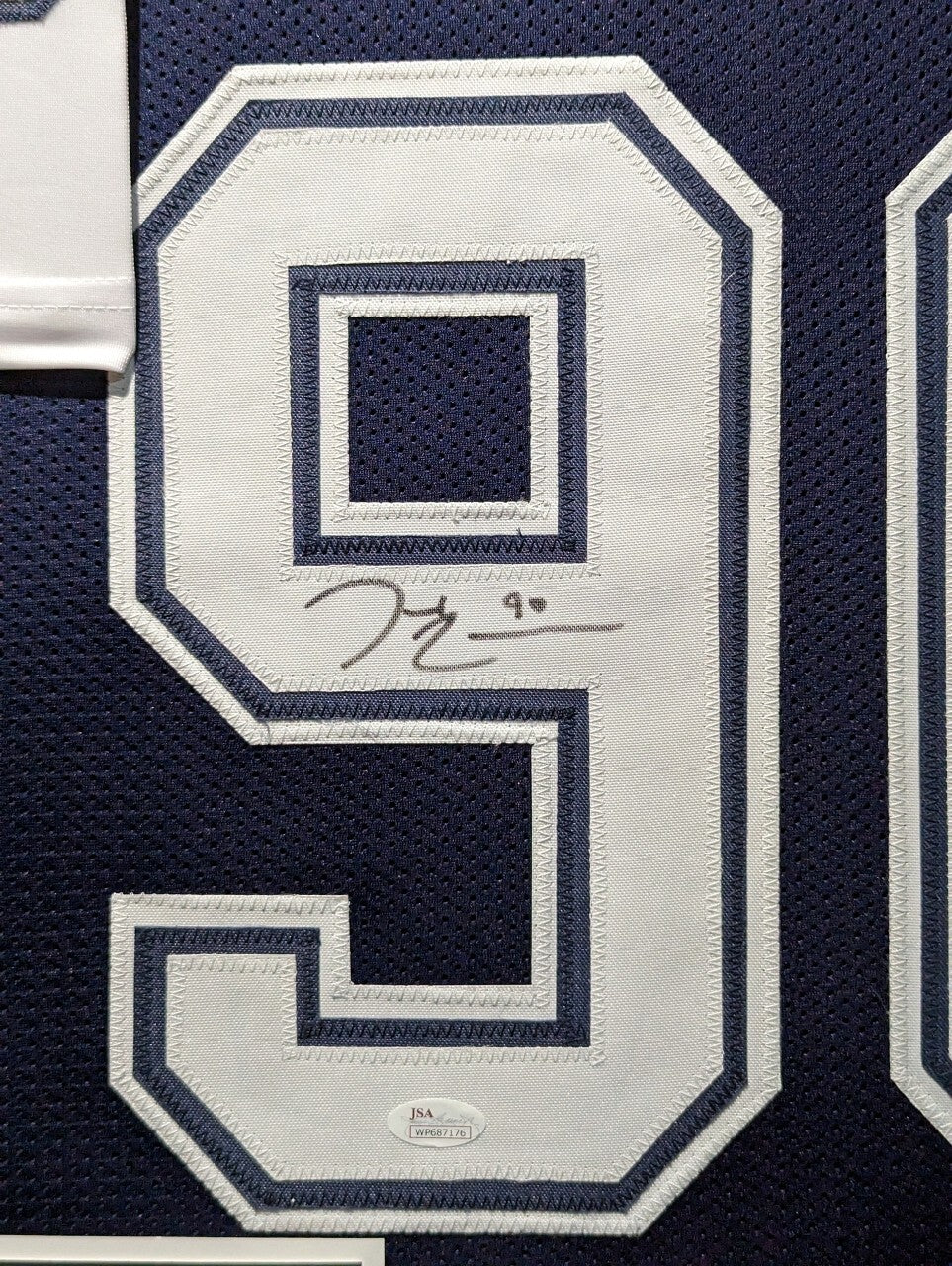 Framed Dallas Cowboys Demarcus Lawrence Autographed Signed Jersey Jsa Coa