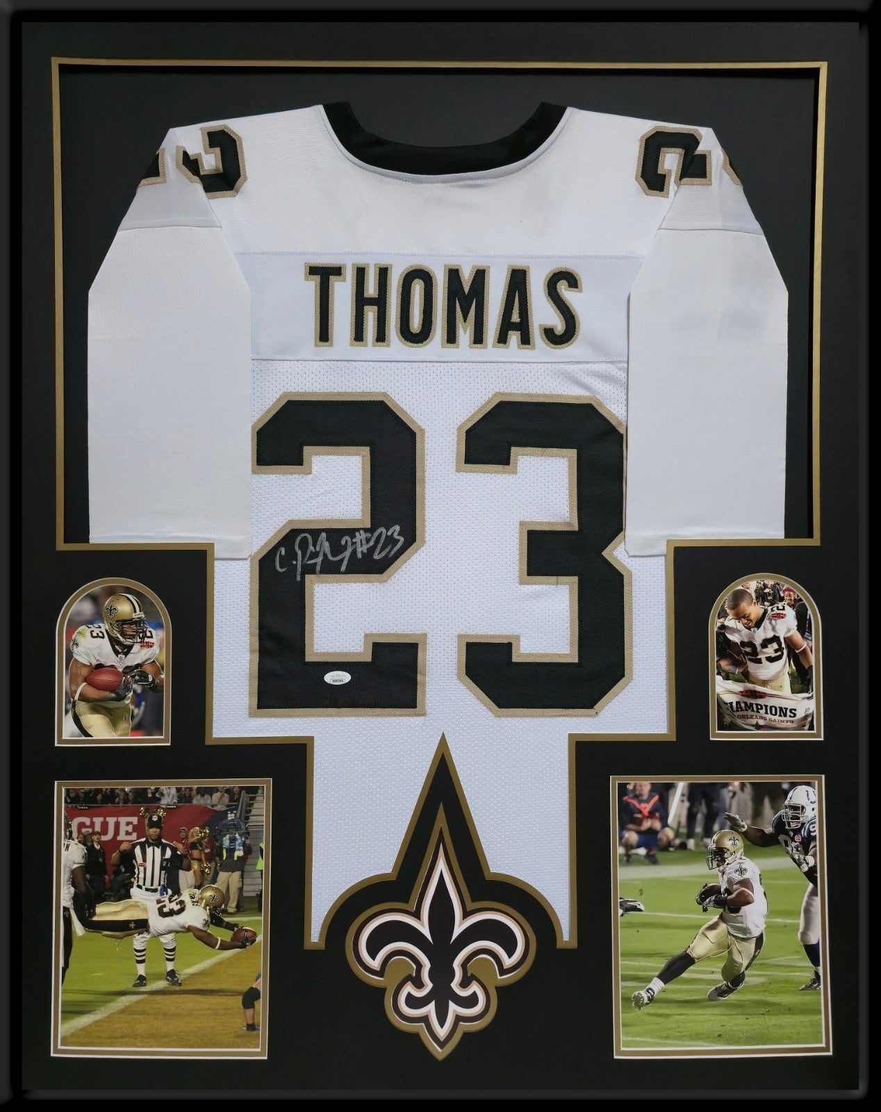Framed New Orleans Saints Pierre Thomas Autographed Signed Jersey Jsa Coa