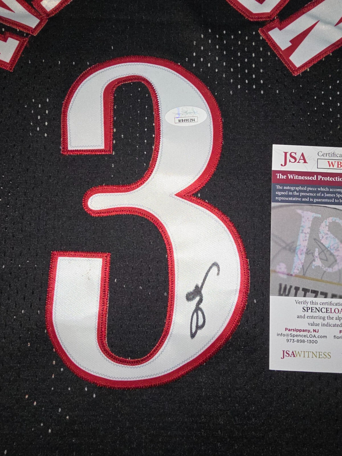 Philadelphia 76Ers Allen Iverson Autographed Signed Jersey Jsa Coa