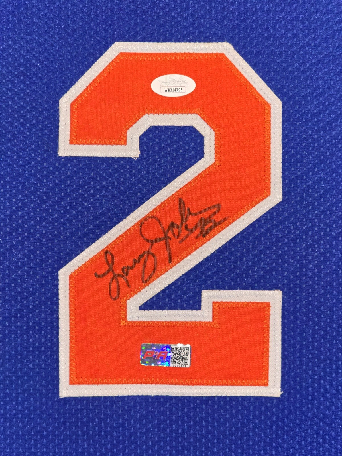 Framed New York Knicks Larry Johnson Autographed Jersey Jsa Coa