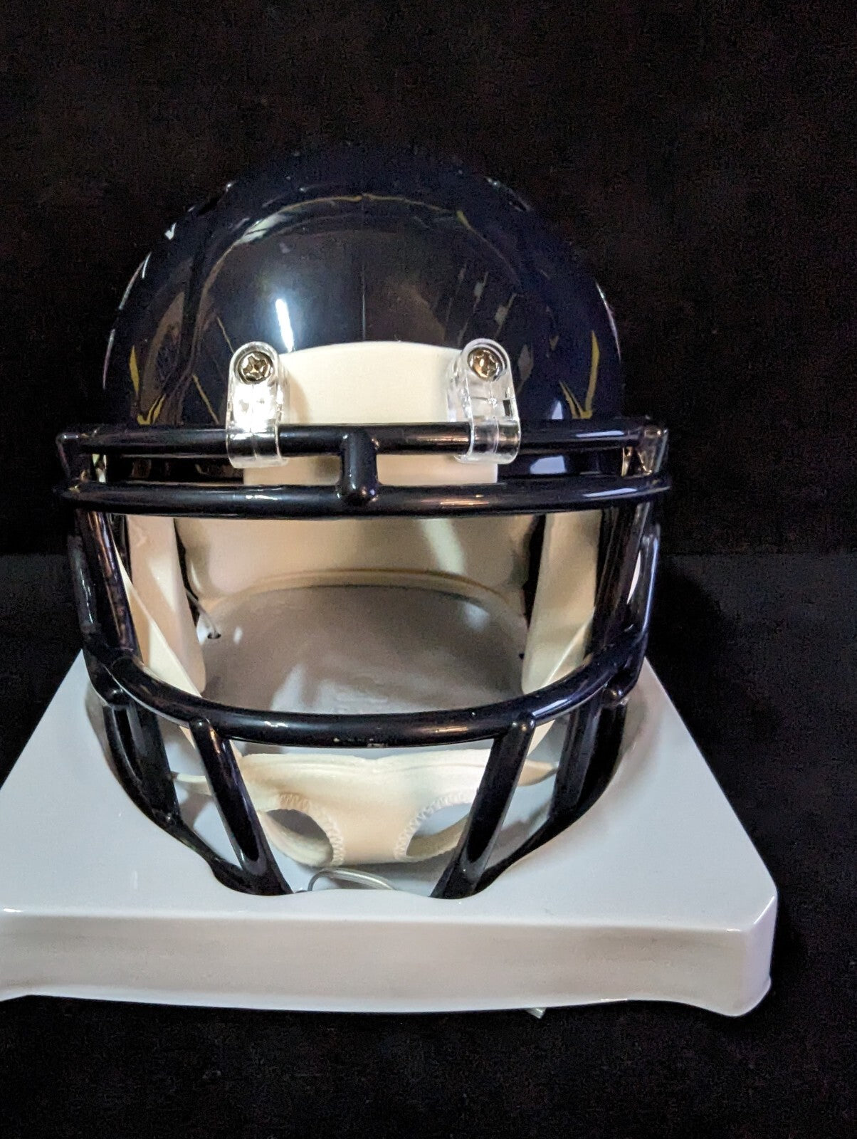 Chicago Bears Roschon Johnson Autographed Speed Mini Helmet Beckett Holo