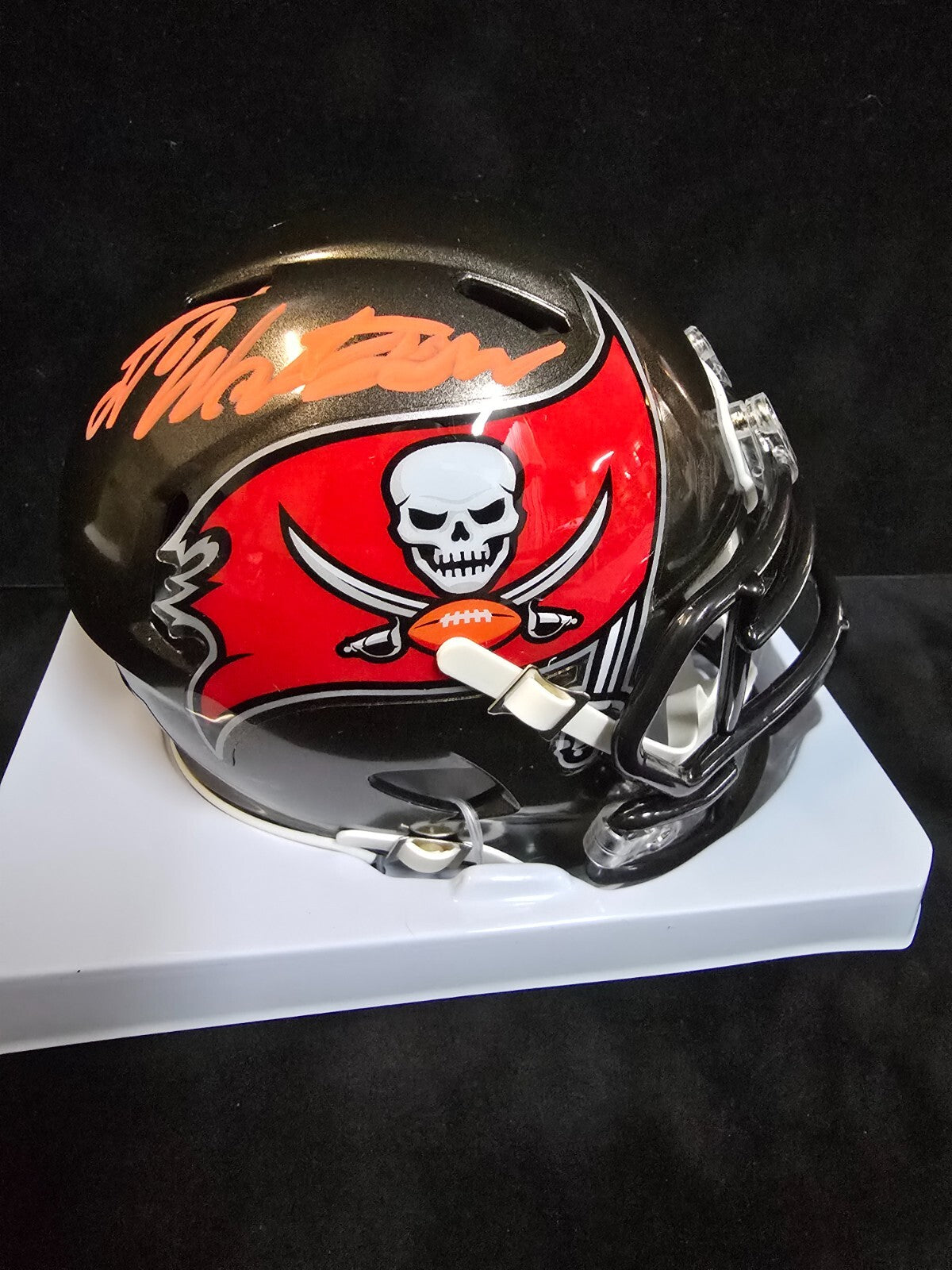 Tampa Bay Buccaneers Desmond Watson Signed Speed Mini Helmet Beckett Hologram