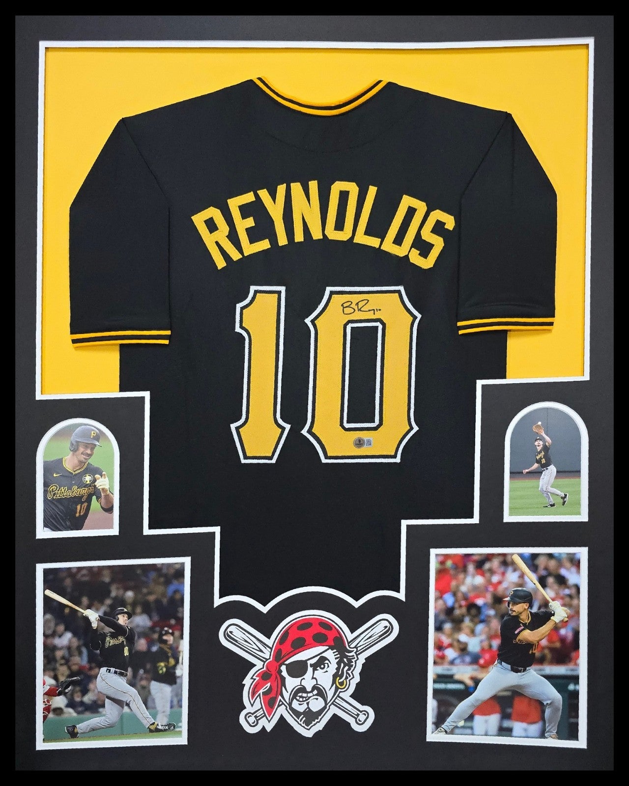 Framed Pittsburgh Pirates Bryan Reynolds Autographed Signed Jersey Beckett Holo