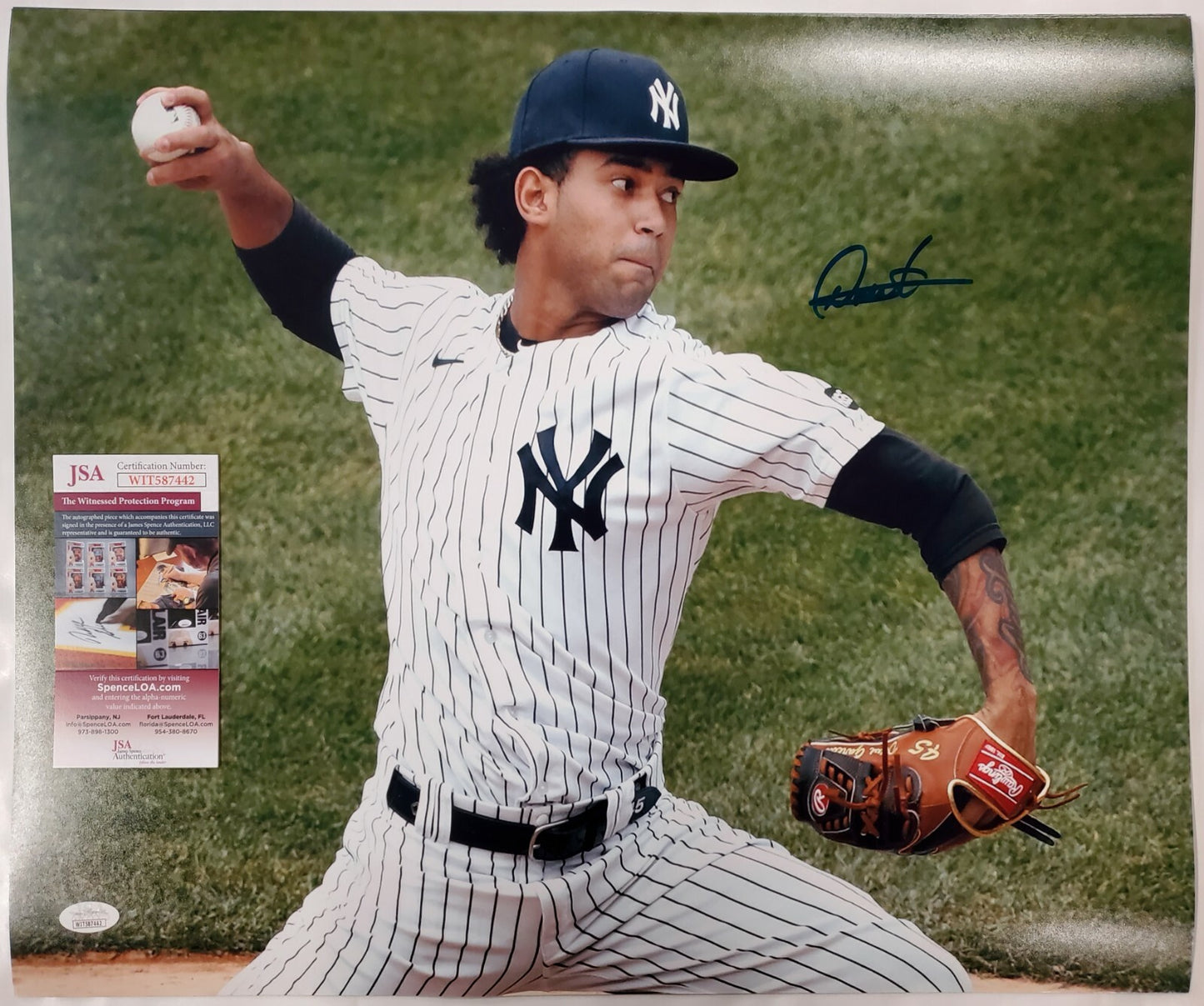 New York Yankees Deivi Garcia Autographed Signed 16X20 Photo Jsa  Coa