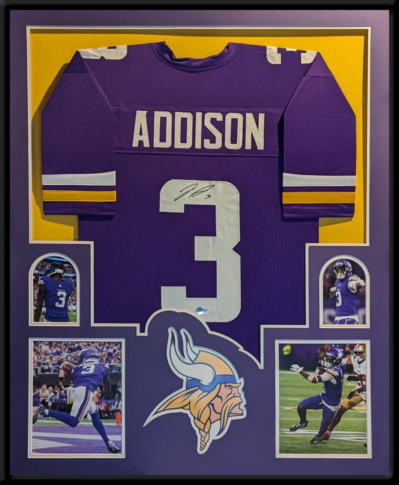 Framed Minnesota Vikings Jordan Addison Autographed Signed Jersey Beckett Holo