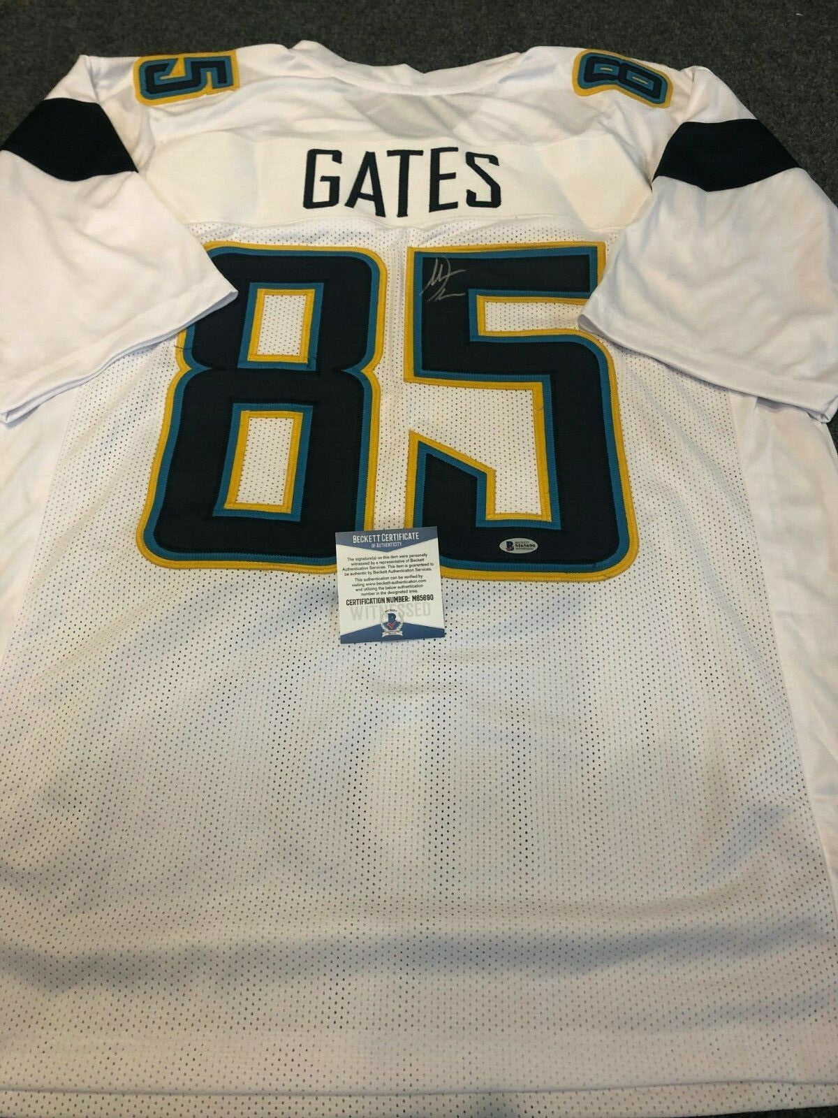 L.A. Chargers Antonio Gates Autographed Signed Jersey Beckett Coa