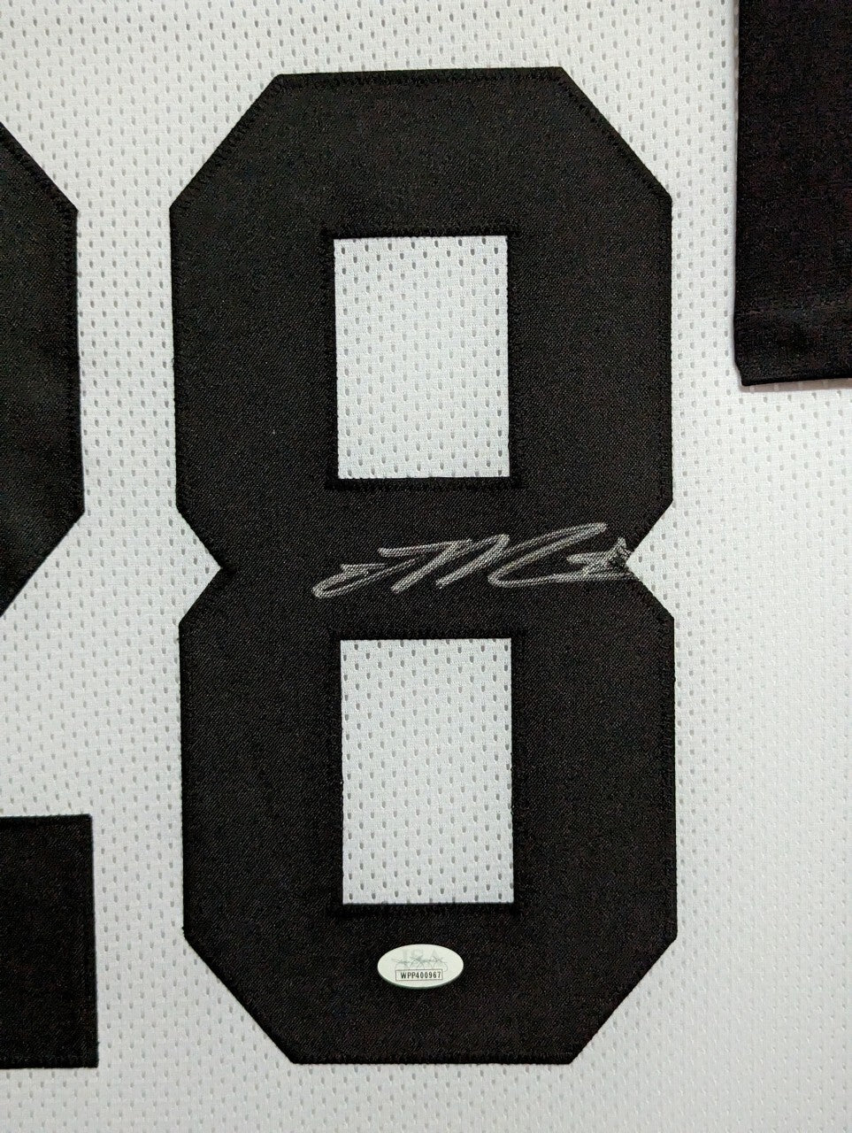 Framed Cincinnati Bengals Joe Mixon Autographed Jersey Jsa Coa