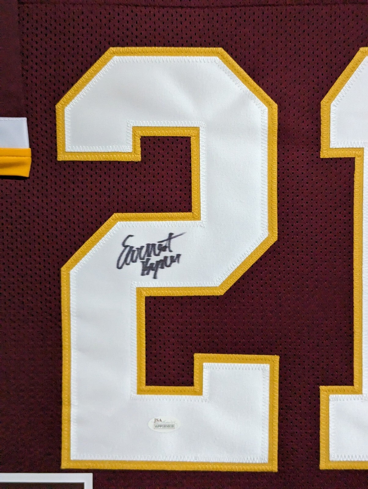 Framed Washington Ernest Byner Autographed Signed Jersey Jsa Coa