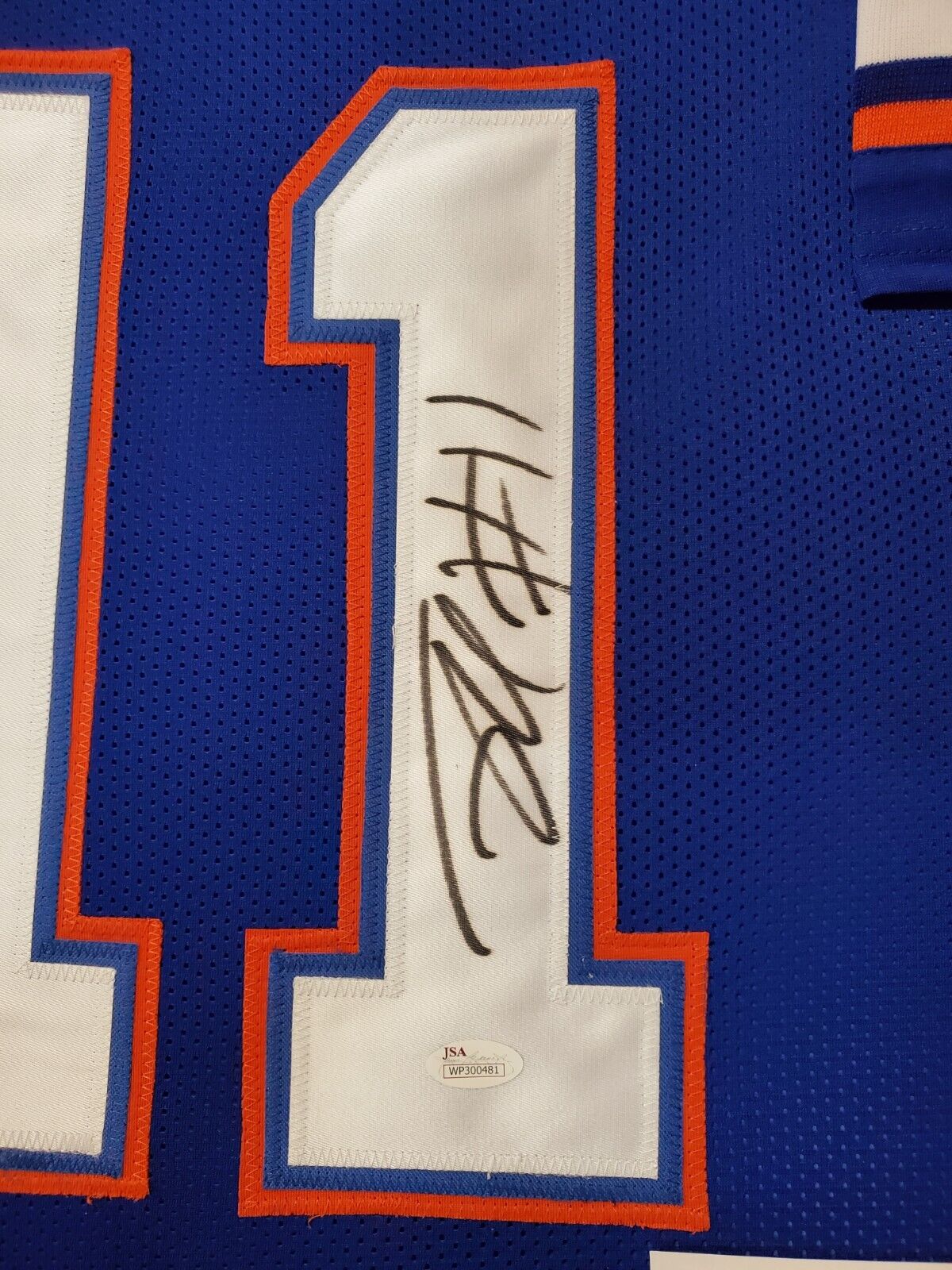 MVP Authentics Framed Florida Gators Jordan Reed Autographed Signed Jersey Jsa Coa 382.50 sports jersey framing , jersey framing