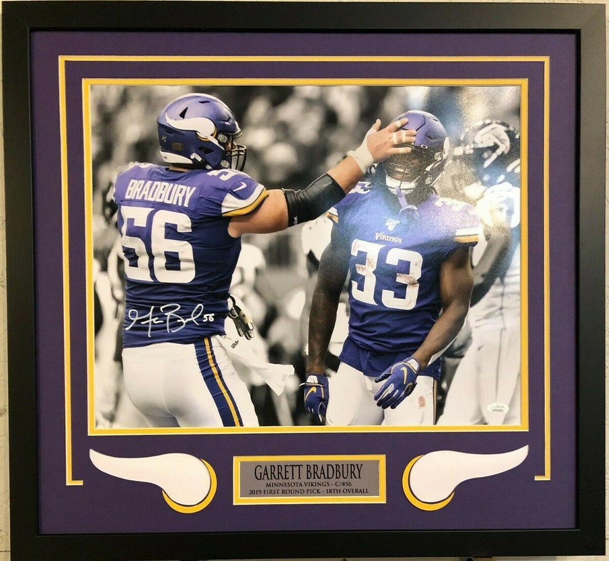 Garrett Bradbury Framed Signed Minnesota Vikings 16X20 Photo Jsa Coa