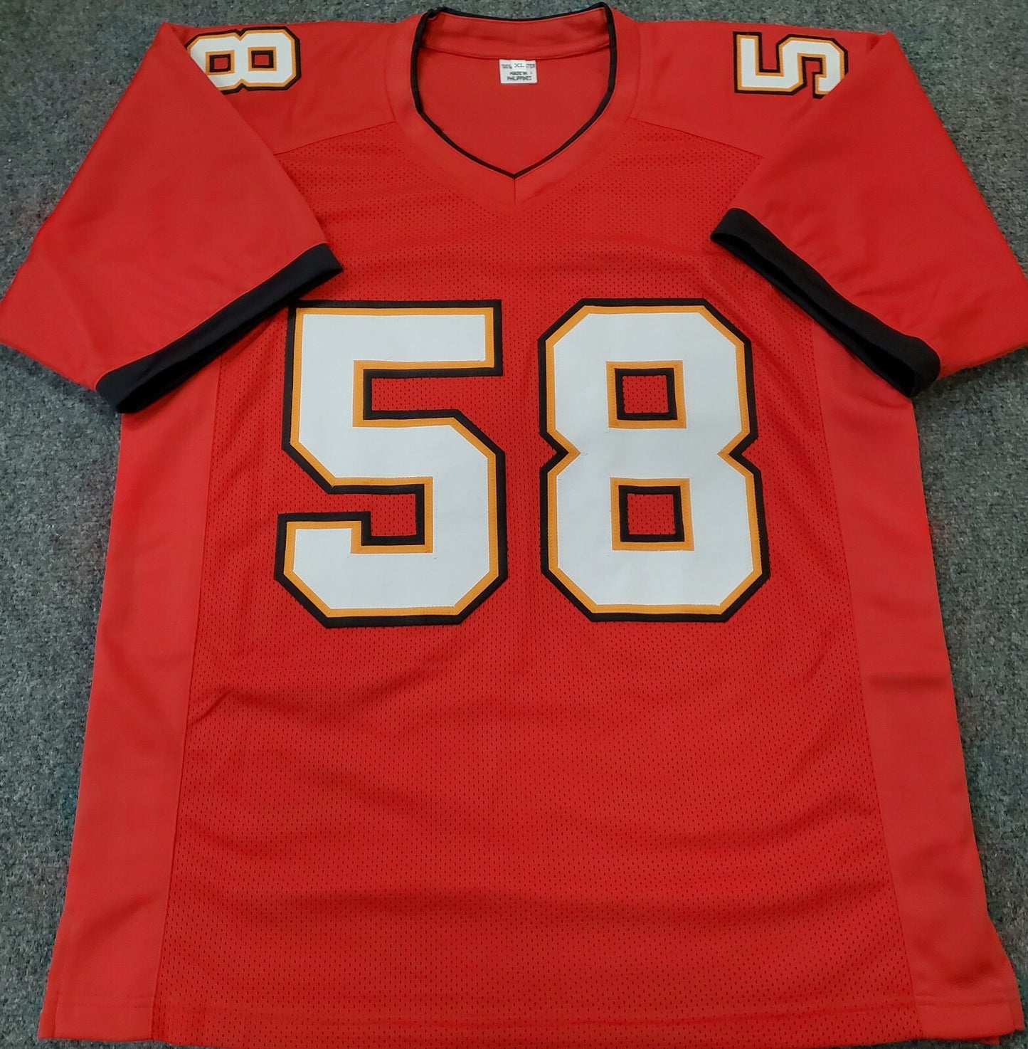 Tampa Bay Buccaneers Shaquil Barrett Autographed Signed Jersey Jsa  Coa