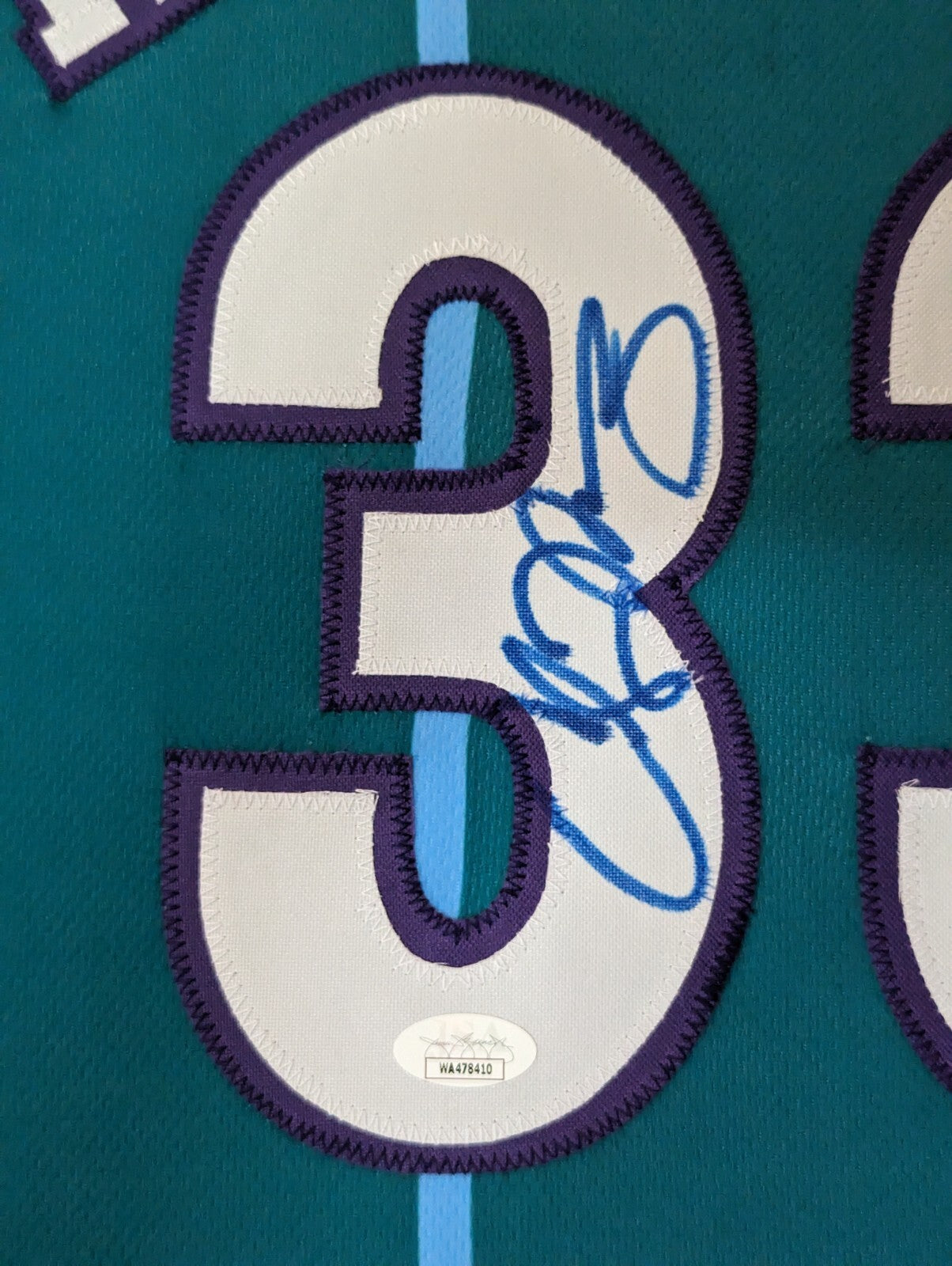Framed Charlotte Hornets Alonzo Mourning Signed Jersey Jsa Coa
