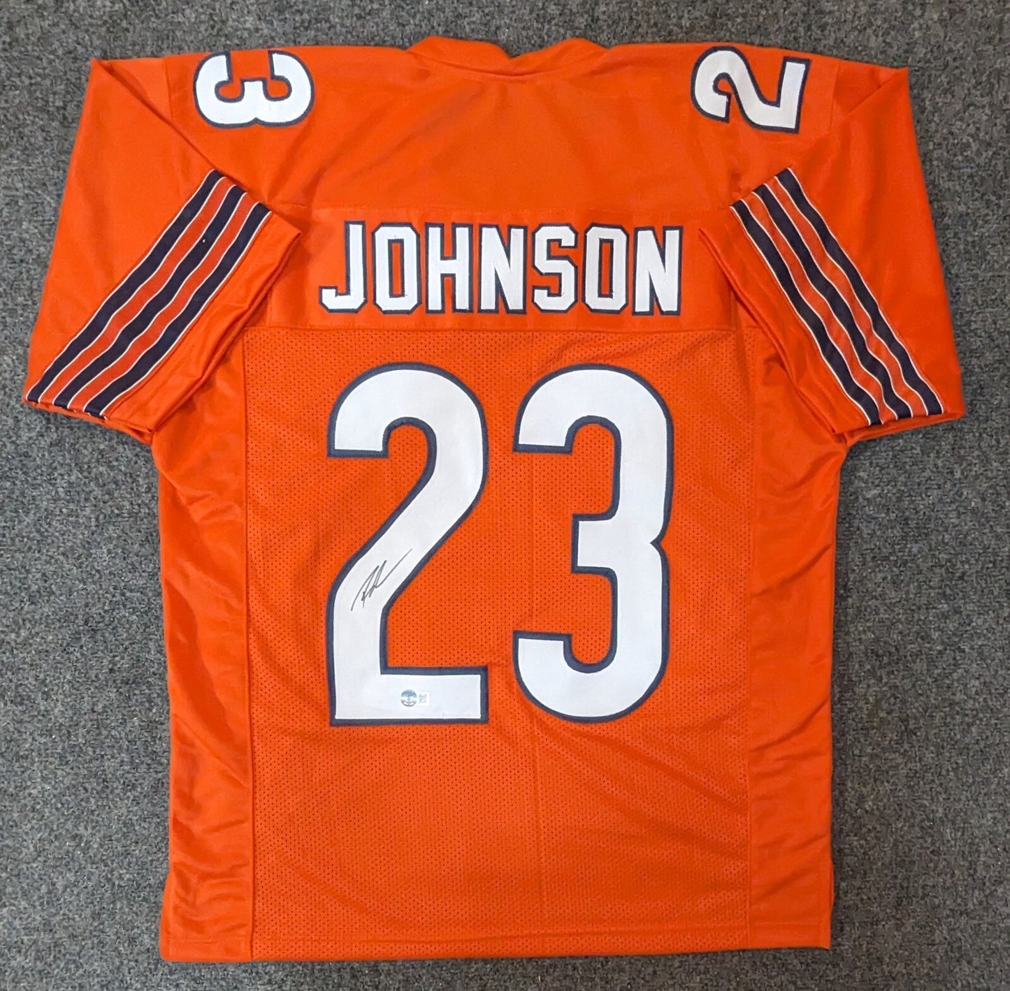 Chicago Bears Roschon Johnson Autographed Signed Jersey Beckett Holo