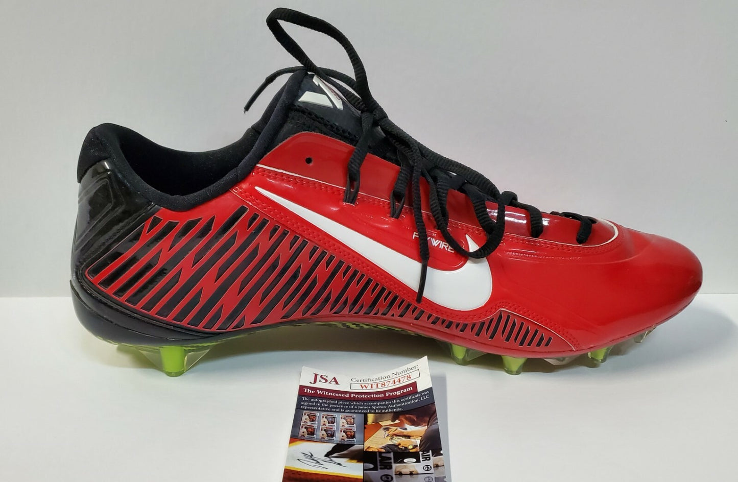 Mike Davis Autographed Signed Cleat Jsa Coa