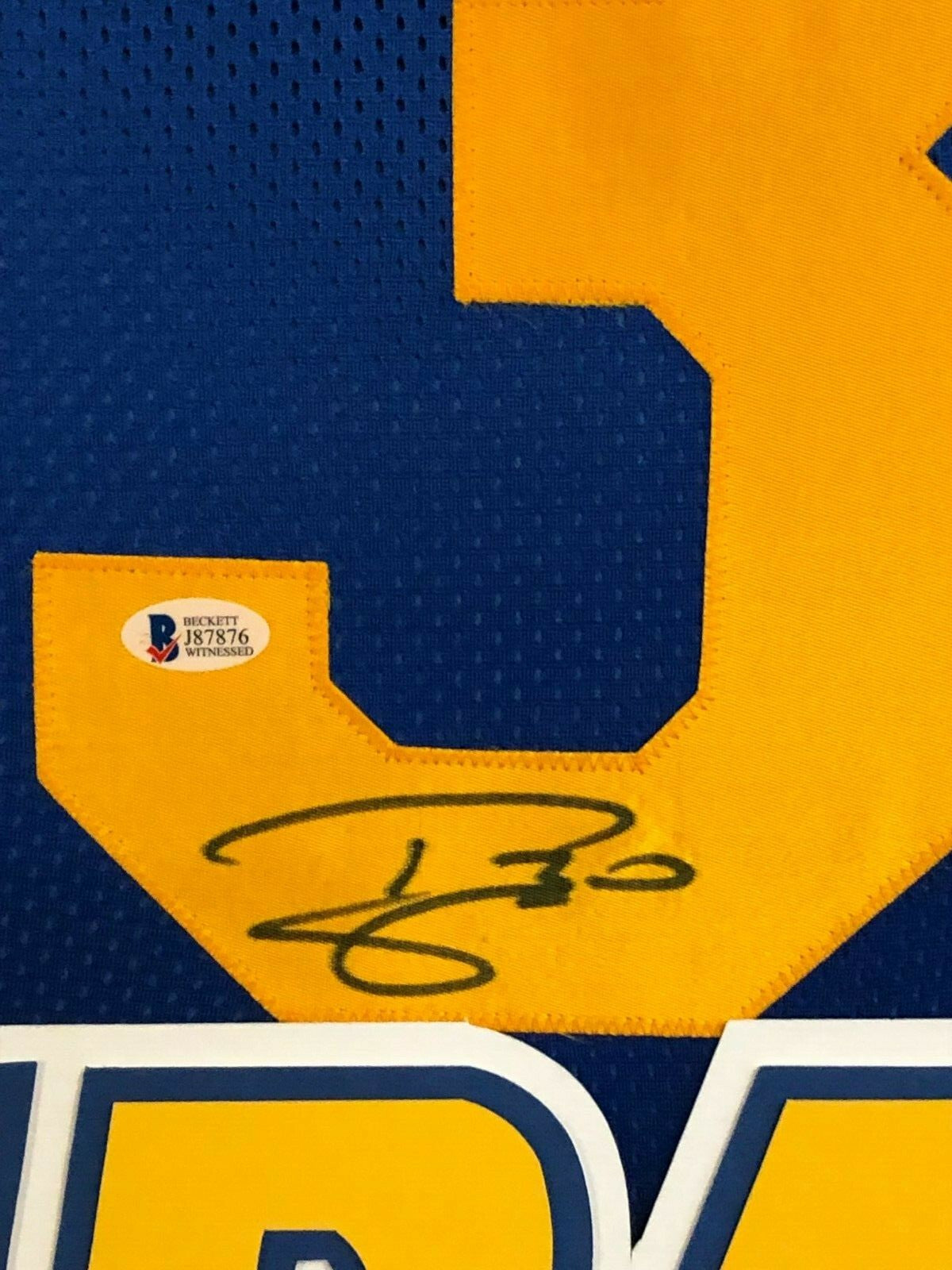 Framed Los Angeles Rams Todd Gurley Autographed Signed Jersey Beckett Coa