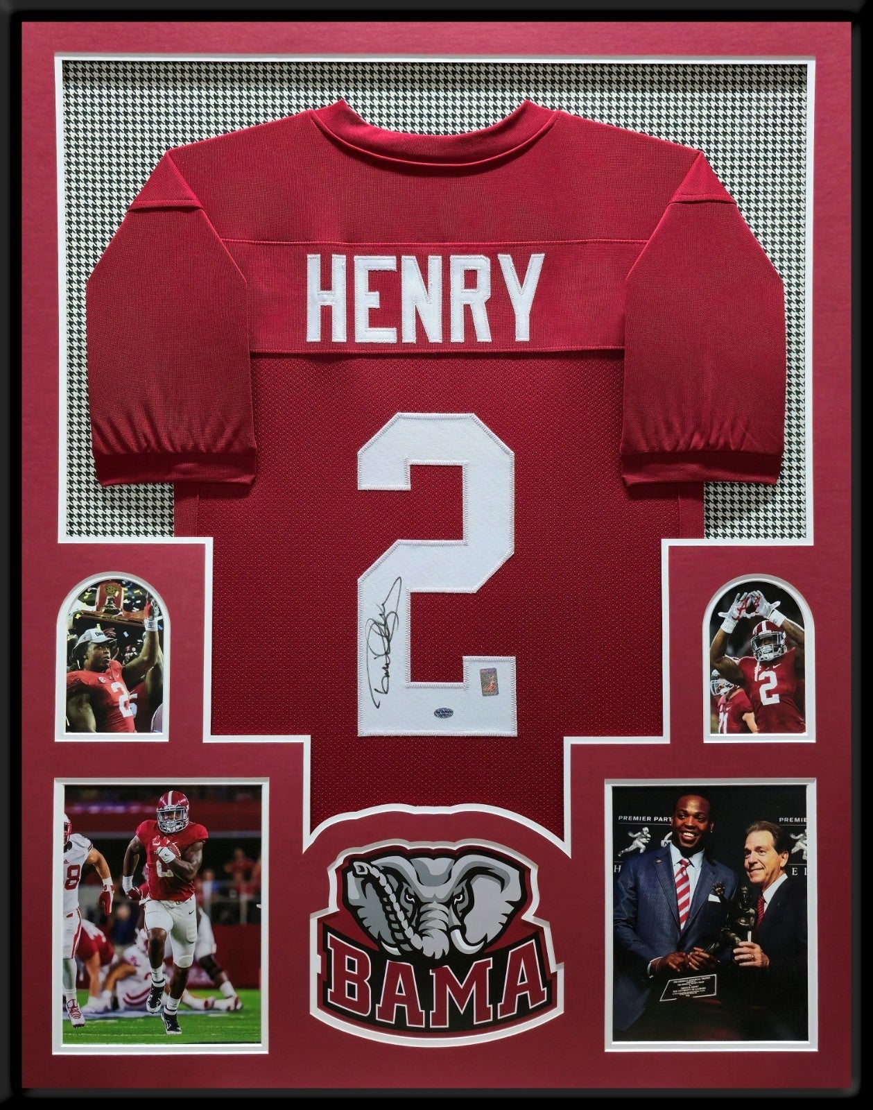 Framed Alabama Crimson Tide Derrick Henry Autographed Signed Jersey Leaf Coa