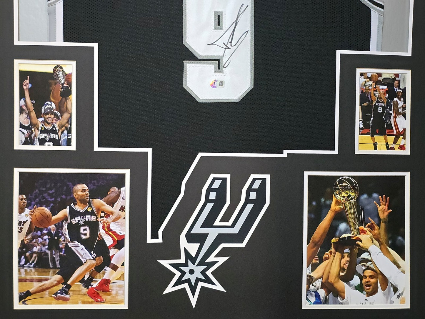 Framed San Antonio Spurs Tony Parker Autographed Jersey Beckett Holo