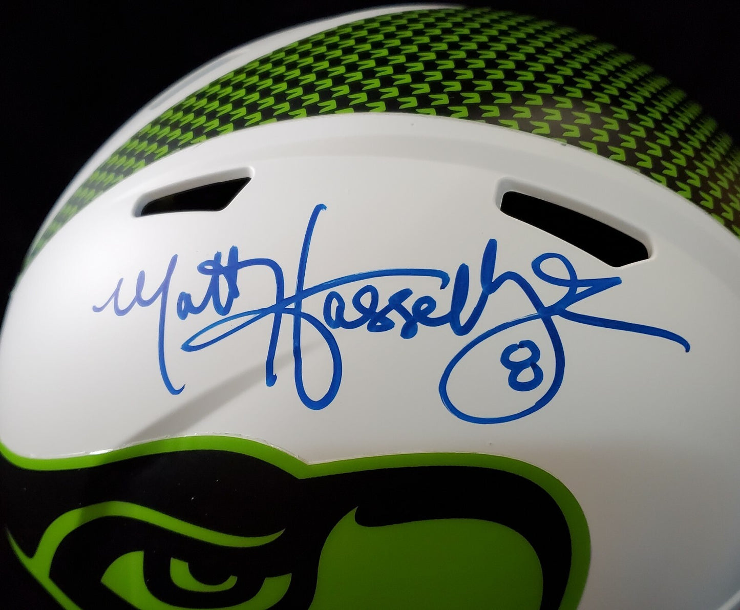 Seattle Seahawks Matt Hasselbeck Signed Full Size Lunar Replica Helmet Bas Holo