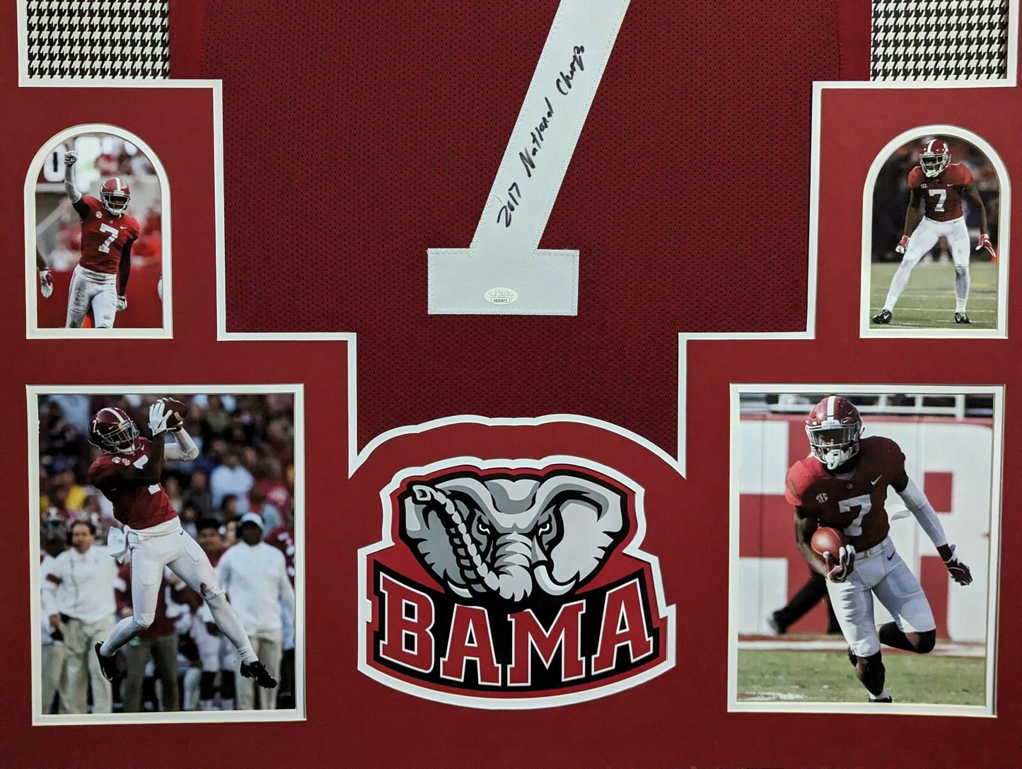 Framed Alabama Crimson Tide Trevon Diggs Autographed Signed Jersey Jsa Coa
