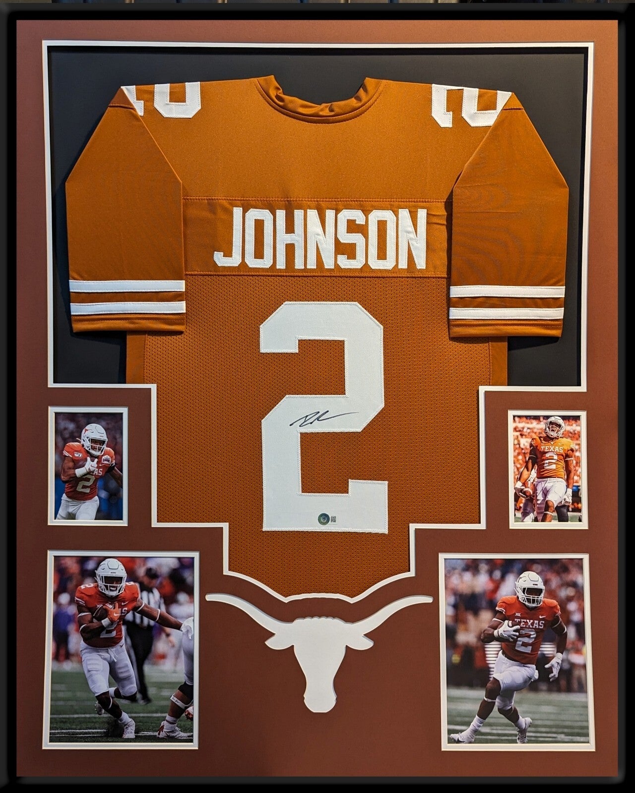Framed Texas Longhorns Roschon Johnson Autograph Signed Jersey Beckett Holo