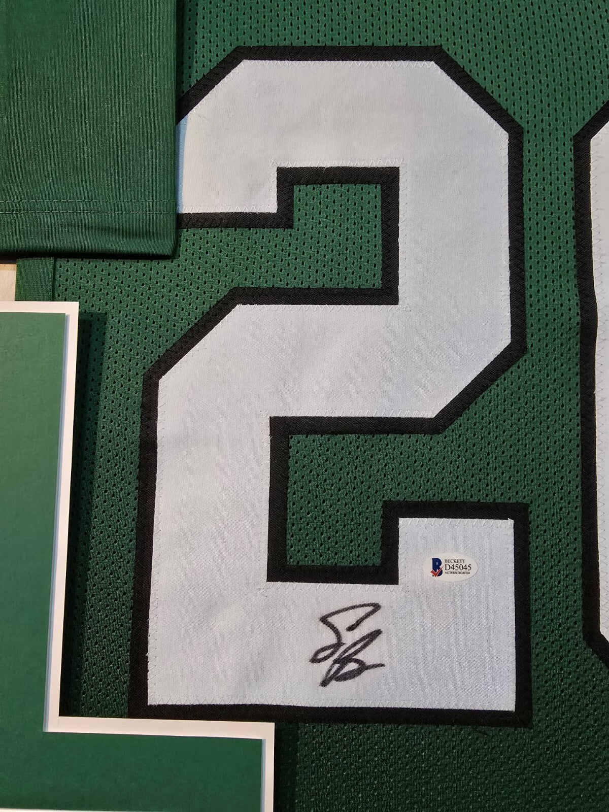Framed Philadelphia Eagles Saquon Barkley Autographed Jersey Beckett Coa