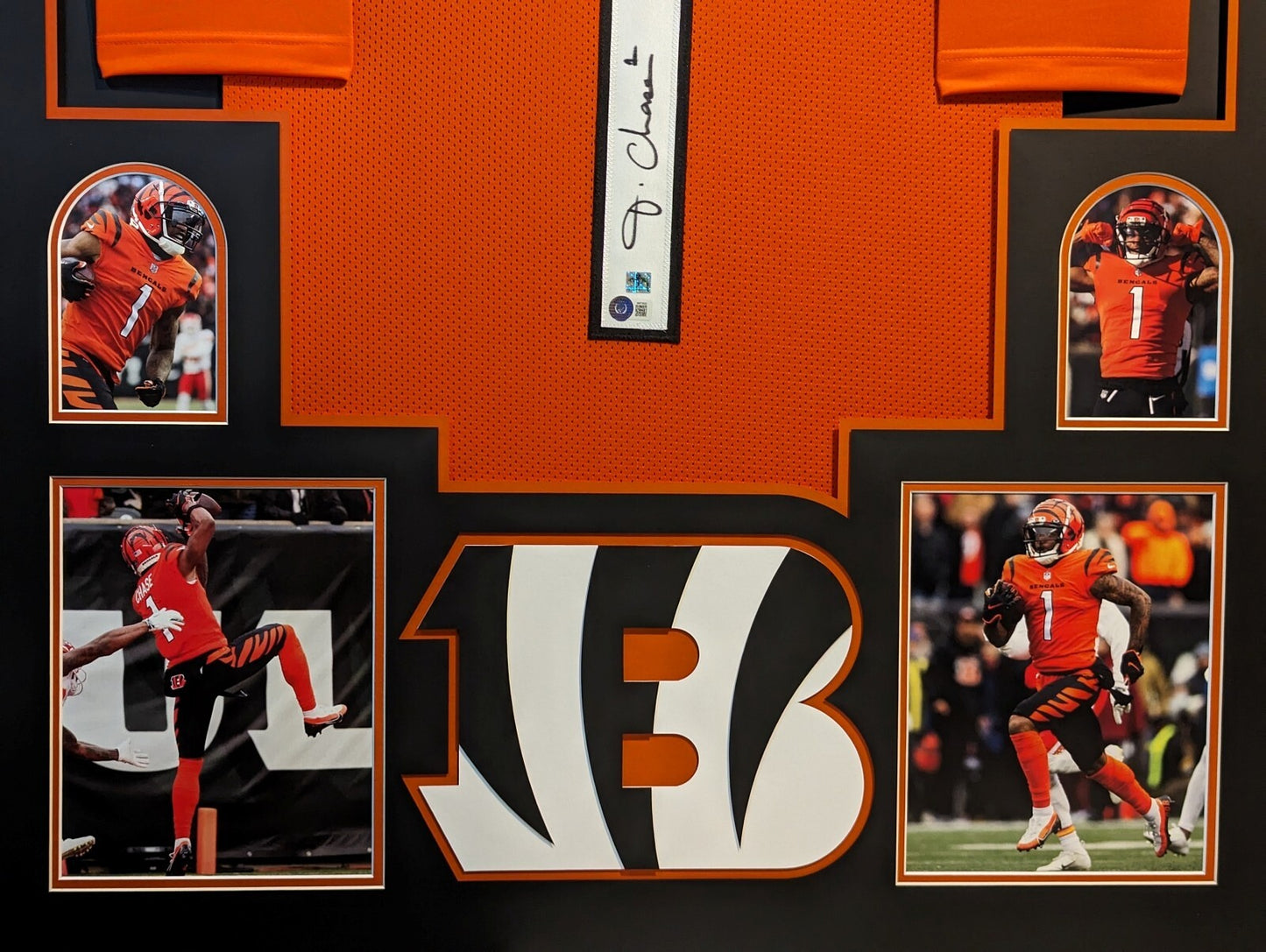 Framed Cincinnati Bengals Jamarr Chase Autographed Jersey Beckett Holo