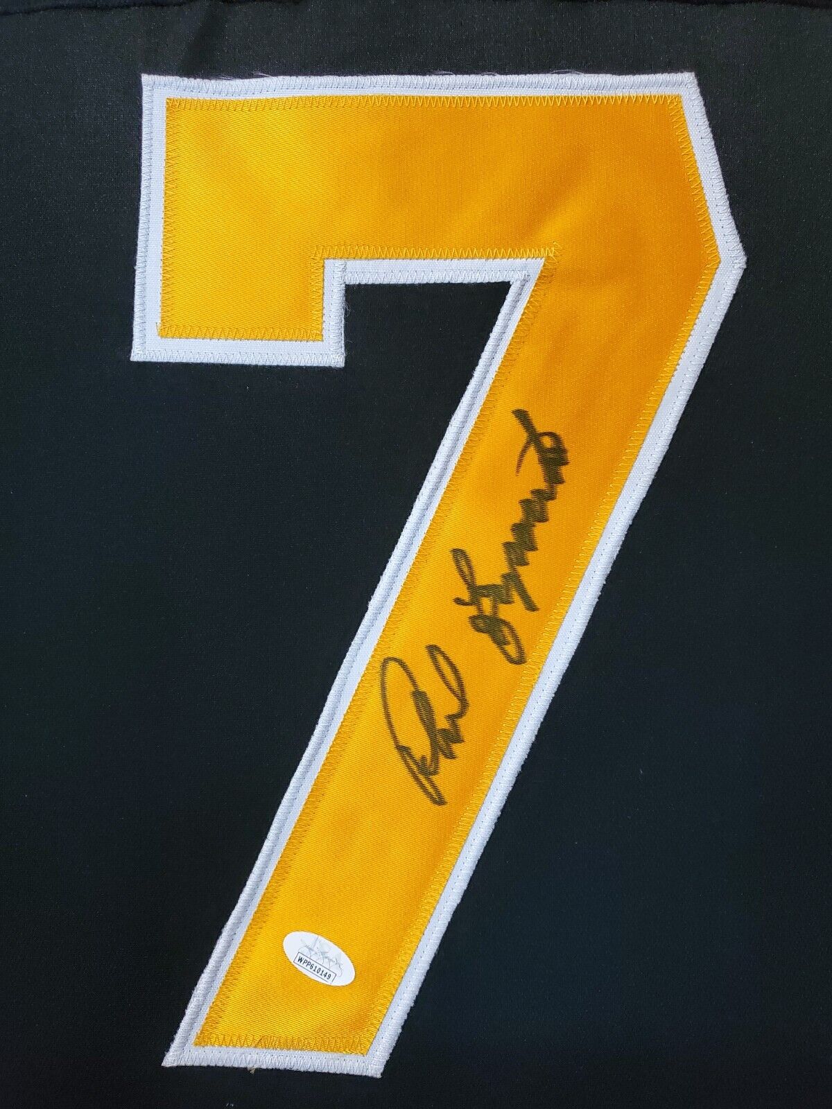 MVP Authentics Framed Boston Bruins Phil Esposito Autographed Signed Jersey Jsa Coa 540 sports jersey framing , jersey framing