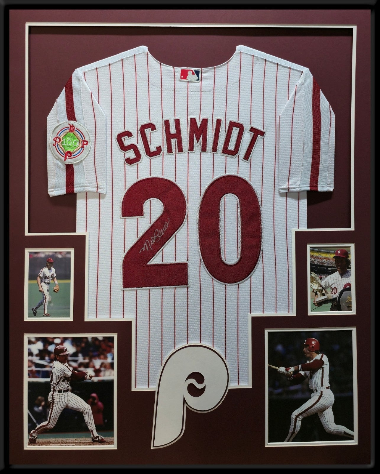 Framed Philadelphia Phillies Mike Schmidt Jersey - Facsimile Autograph