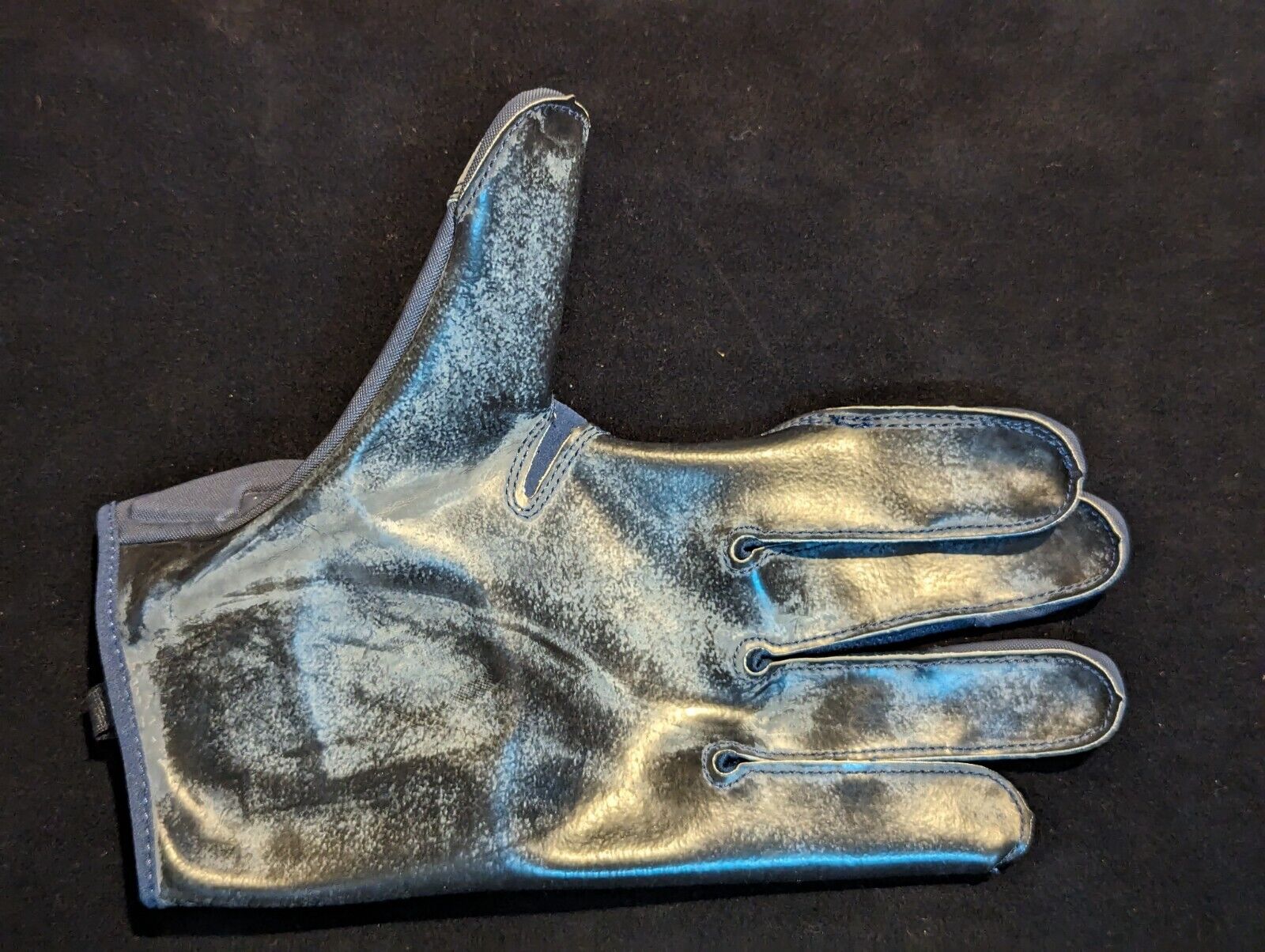 MVP Authentics Seattle Seahawks Devon Witherspoon Signed Football Glove Beckett Hologram 135 sports jersey framing , jersey framing