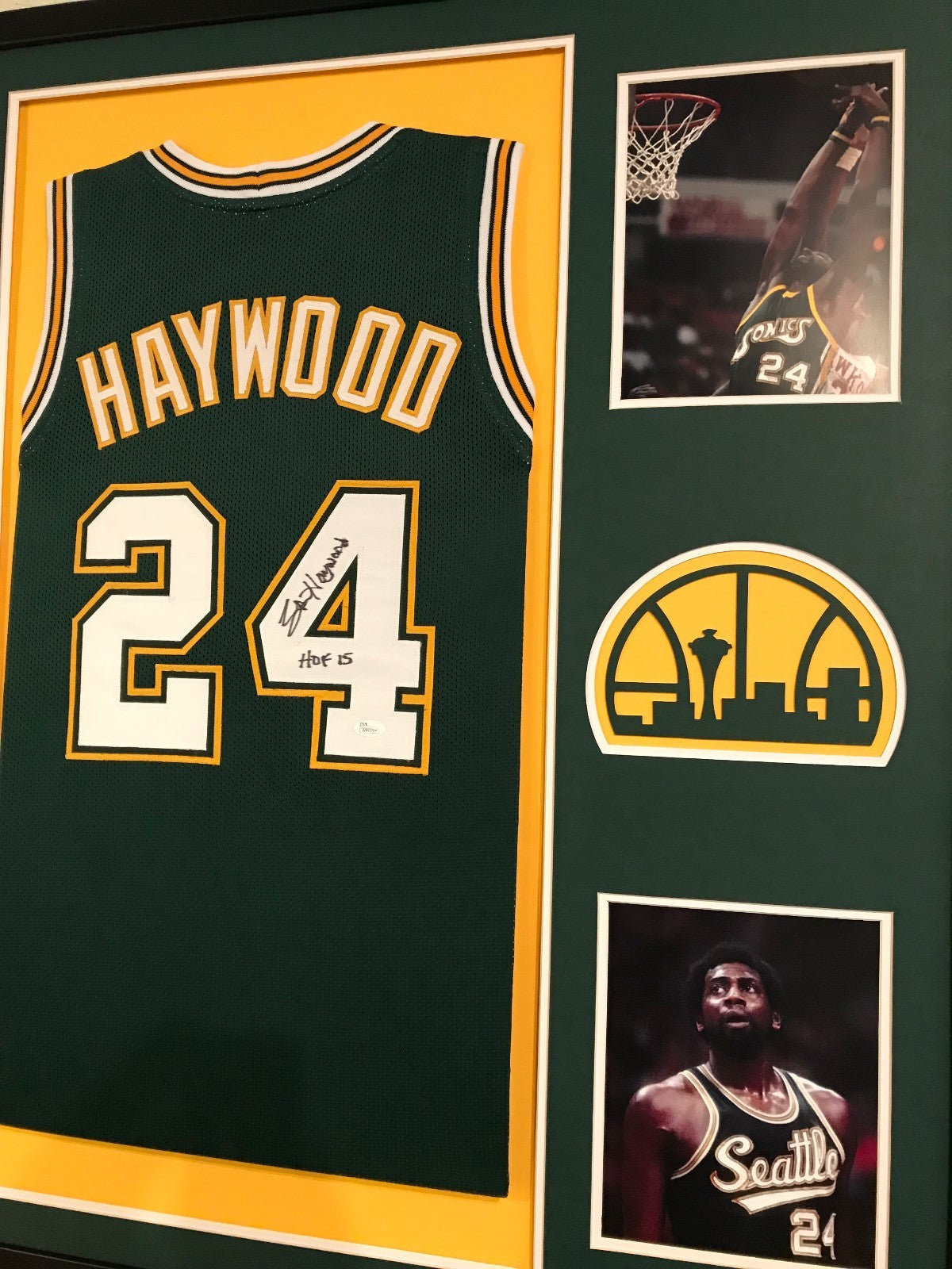 Framed Spencer Haywood Autographed Signed Seattle Super Sonics Jersey Jsa Coa