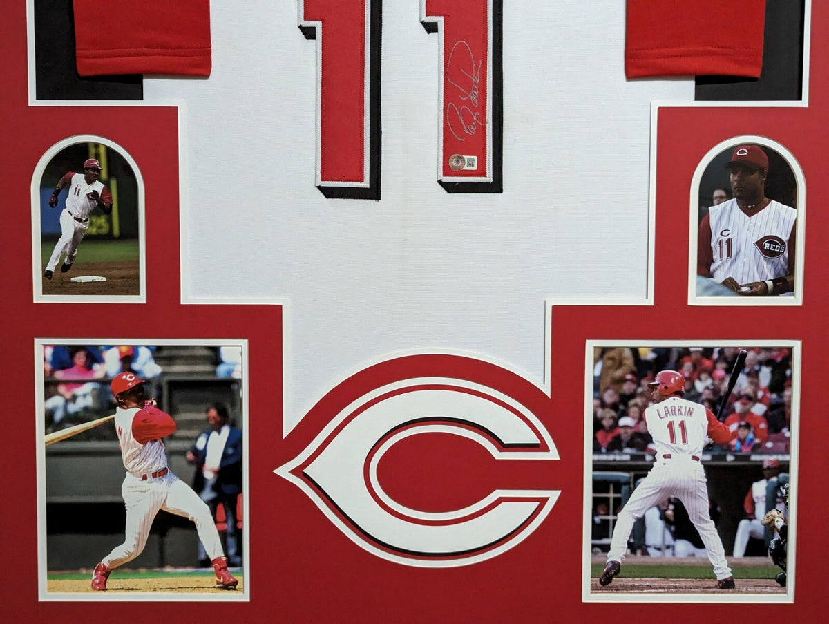 Framed Cincinnati Reds Barry Larkin Autographed Signed Jersey Beckett Holo