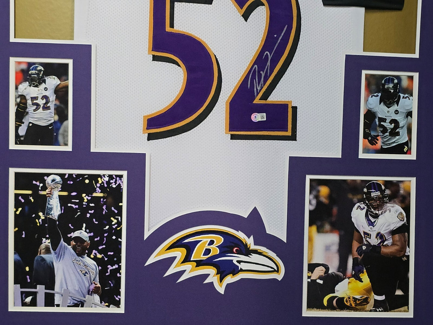 Framed Baltimore Ravens Ray Lewis Autographed Signed Jersey Beckett Holo