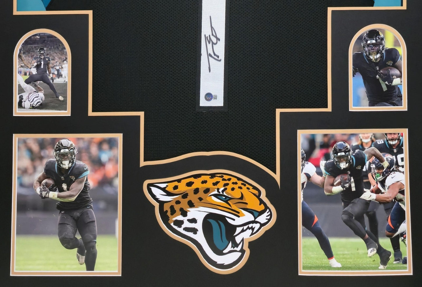 Framed Jacksonville Jaguars Travis Etienne Jr Autographed Signed Jersey Bas Coa