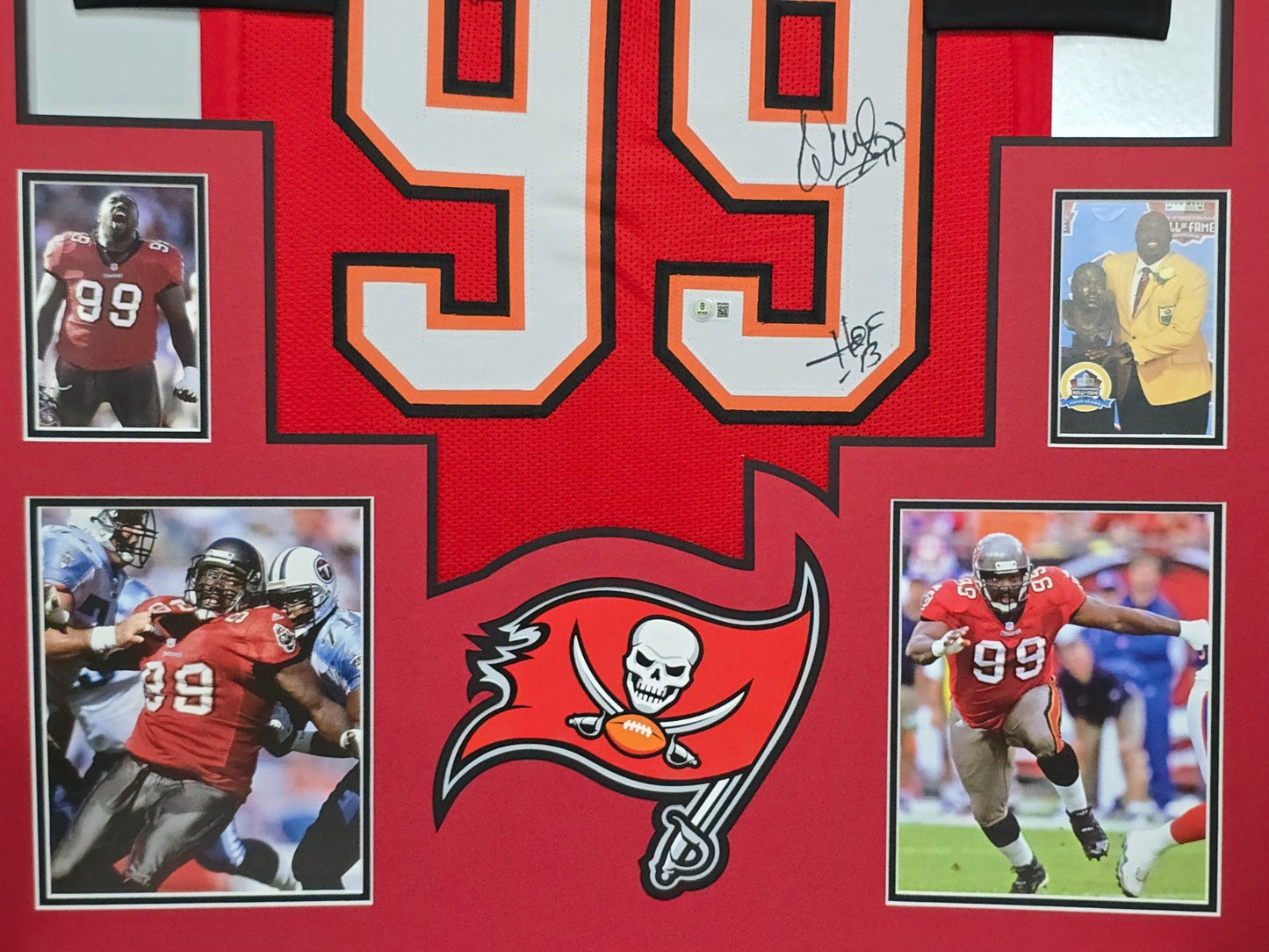 Framed Tampa Bay Buccaneers Warren Sapp Autographed Signed Jersey Beckett Holo
