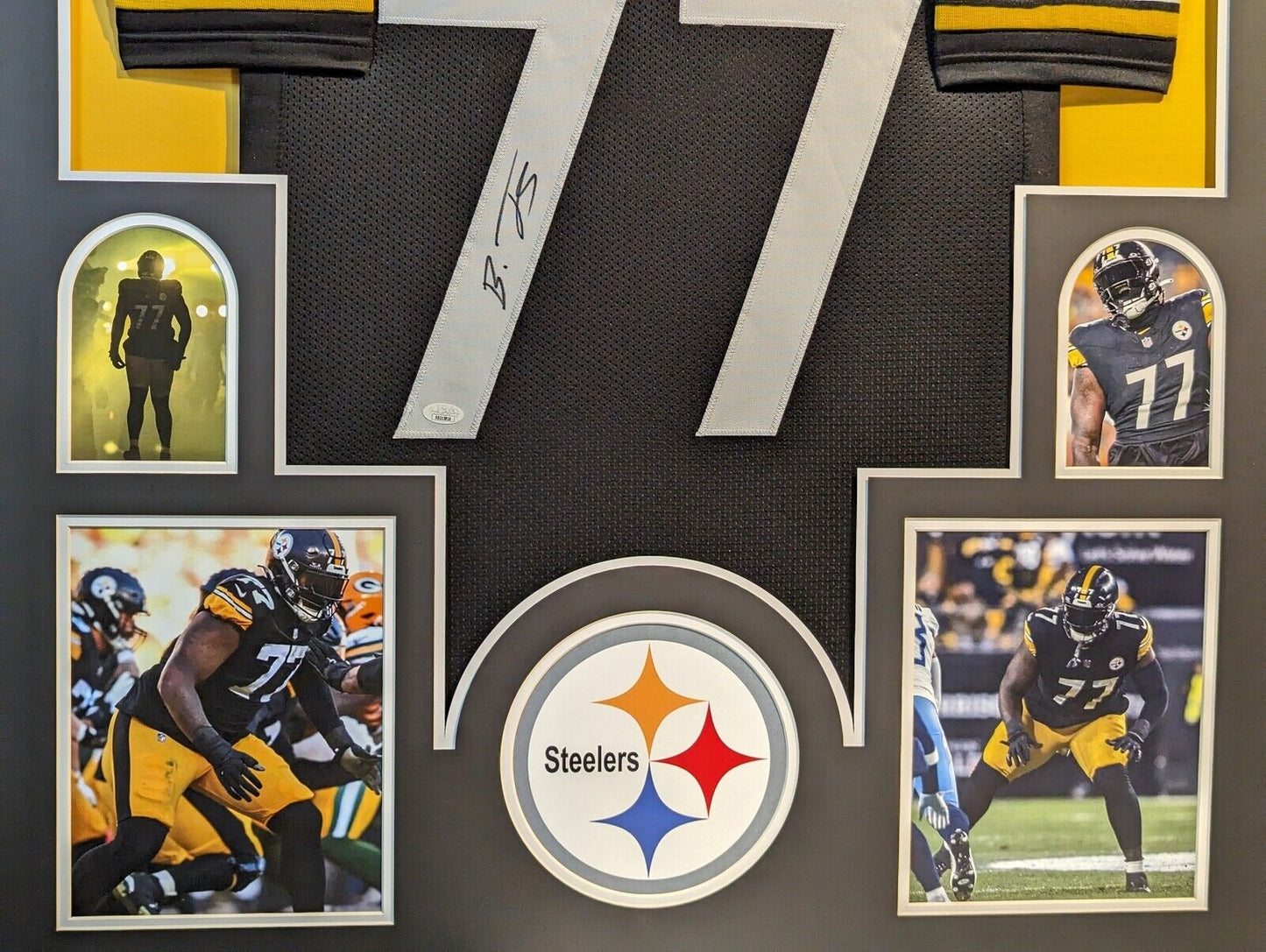 Framed Pittsburgh Steelers Broderick Jones Autographed Signed Jersey Jsa Coa