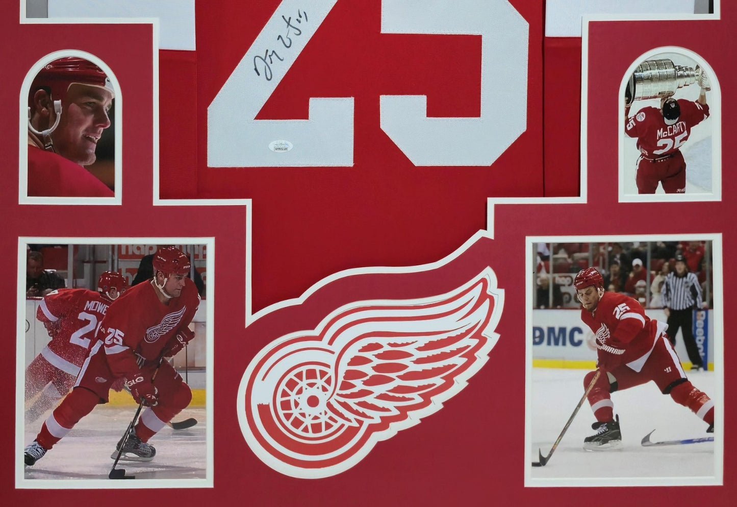 Framed Detroit Red Wings Darren Mccarty Autographed Signed Jersey Jsa Coa