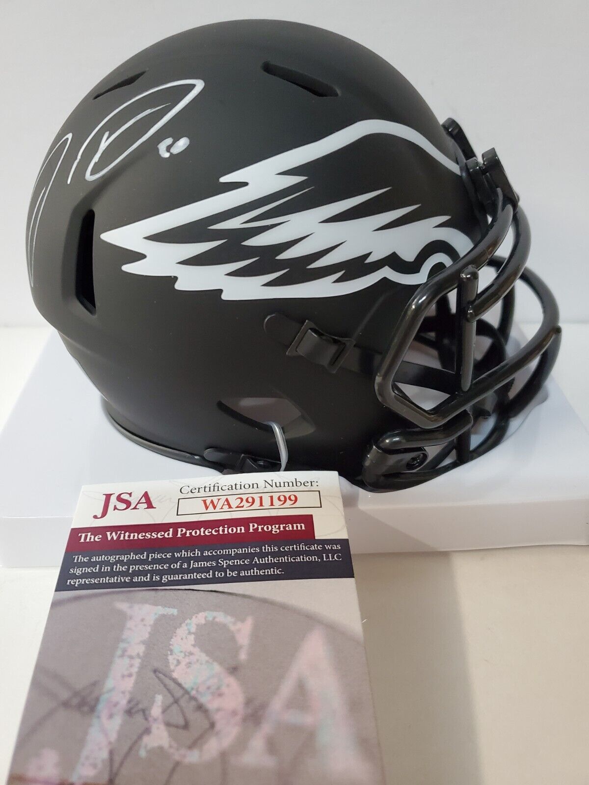 MVP Authentics Philadelphia Eagles Jordan Davis Autographed Signed Eclipse Mini Helmet Jsa Coa 117 sports jersey framing , jersey framing