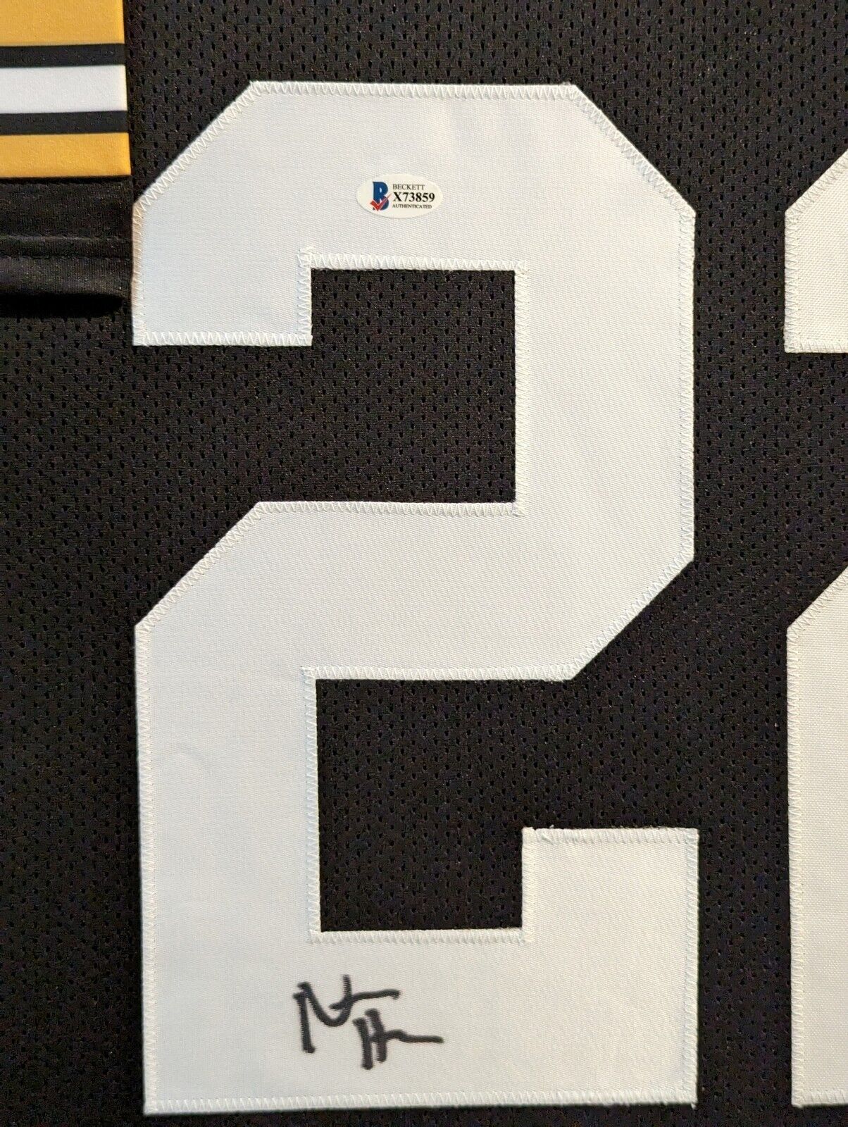 Framed Pittsburgh Steelers Najee Harris Autographed Signed Jersey Beckett Coa