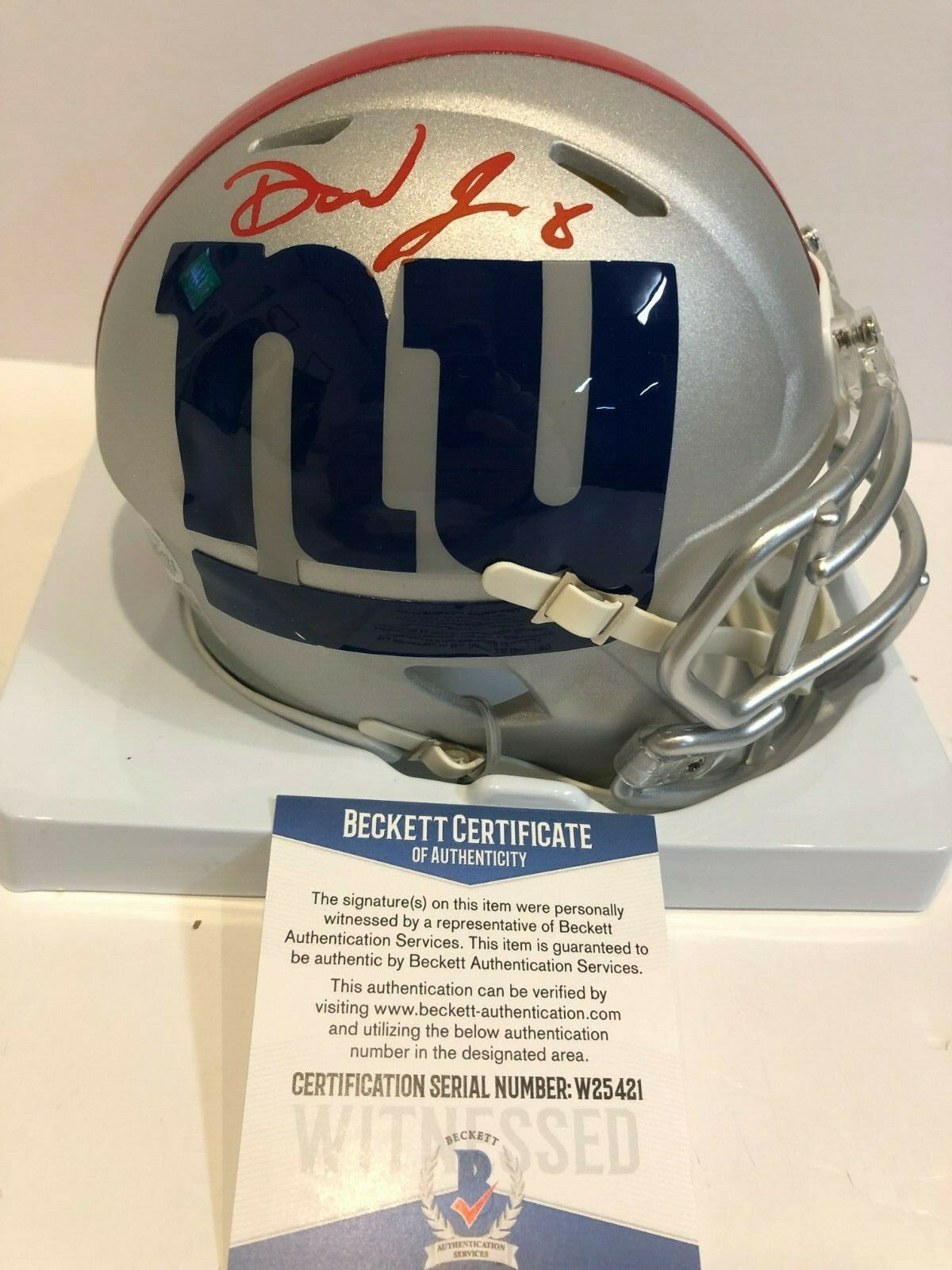 Daniel Jones Autographed Signed N.Y. Giants Amp Mini Helmet Beckett Coa