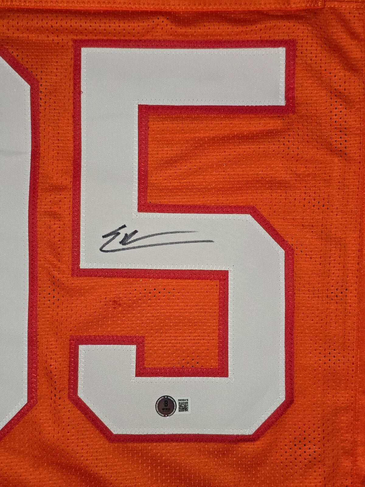 Tampa Bay Buccaneers Elijah Roberts Autographed Signed Jersey Beckett Holo