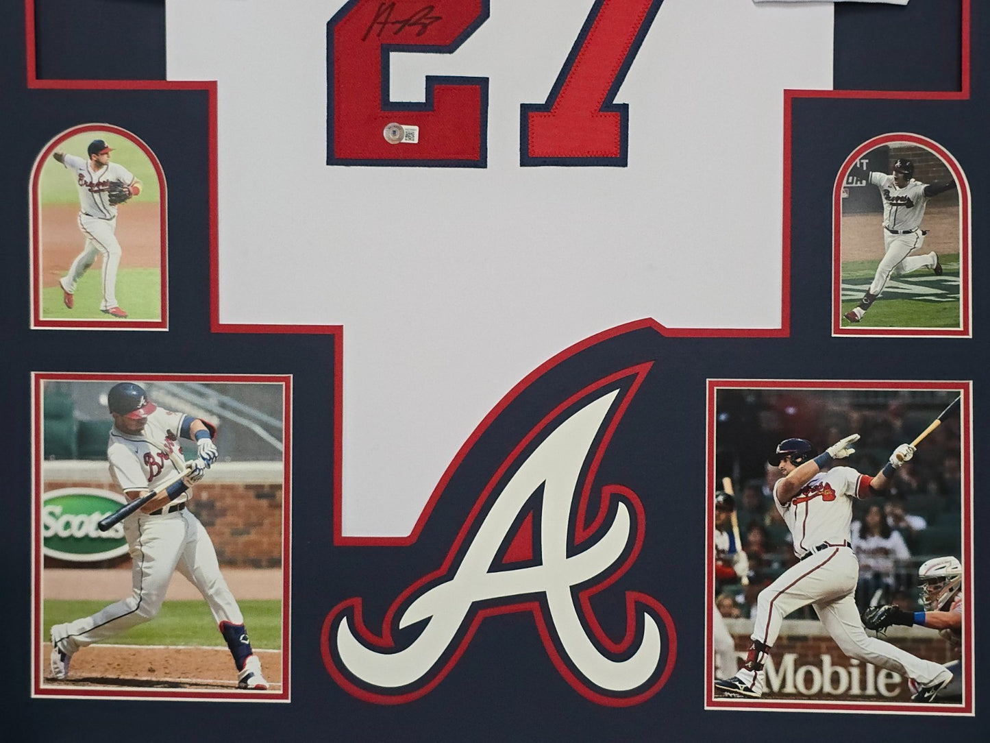 Framed Atlanta Braves Austin Riley Autographed Jersey Beckett Hologram
