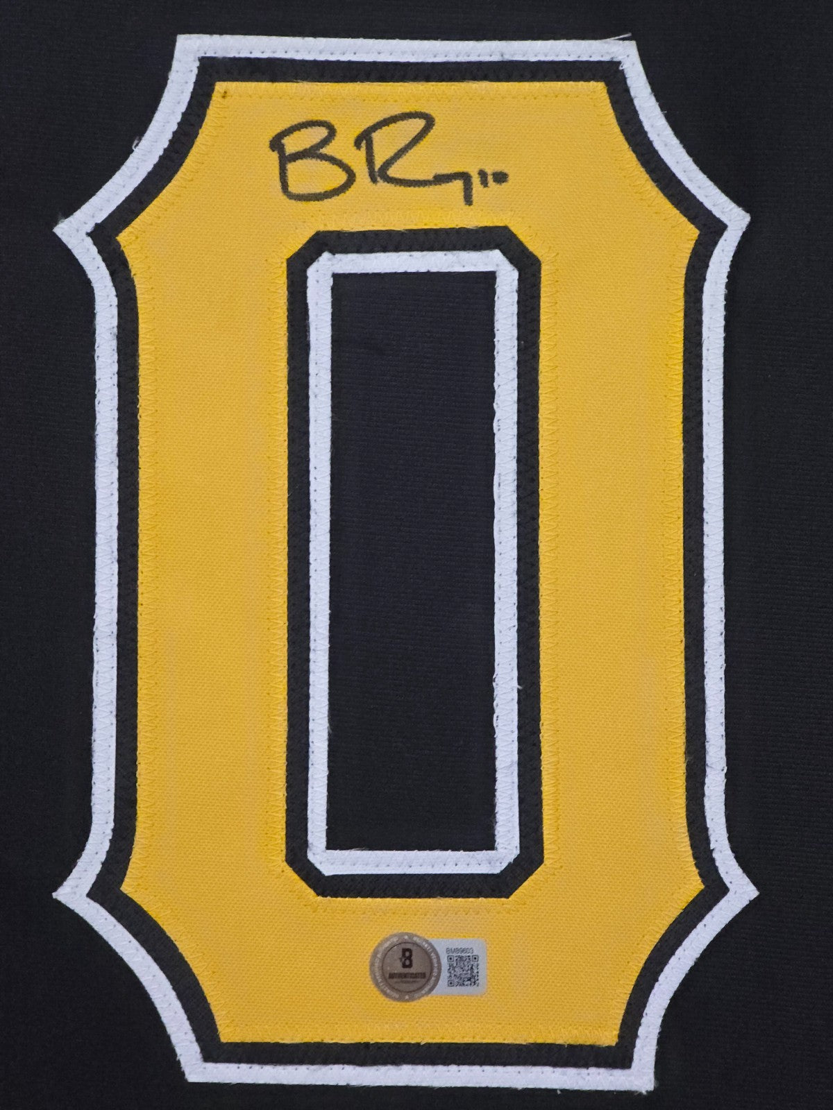 Framed Pittsburgh Pirates Bryan Reynolds Autographed Signed Jersey Beckett Holo