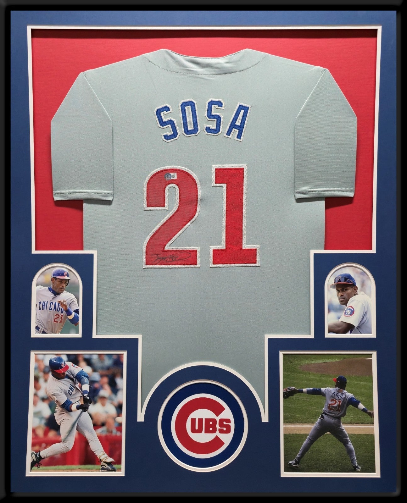 Framed Chicago Cubs Sammy Sosa Autographed Signed Jersey Beckett Coa