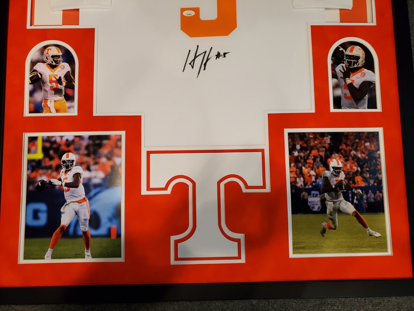 MVP Authentics Framed Tennessee Volunteers Hendon Hooker Autographed Authentic Jersey Jsa Coa 855 sports jersey framing , jersey framing