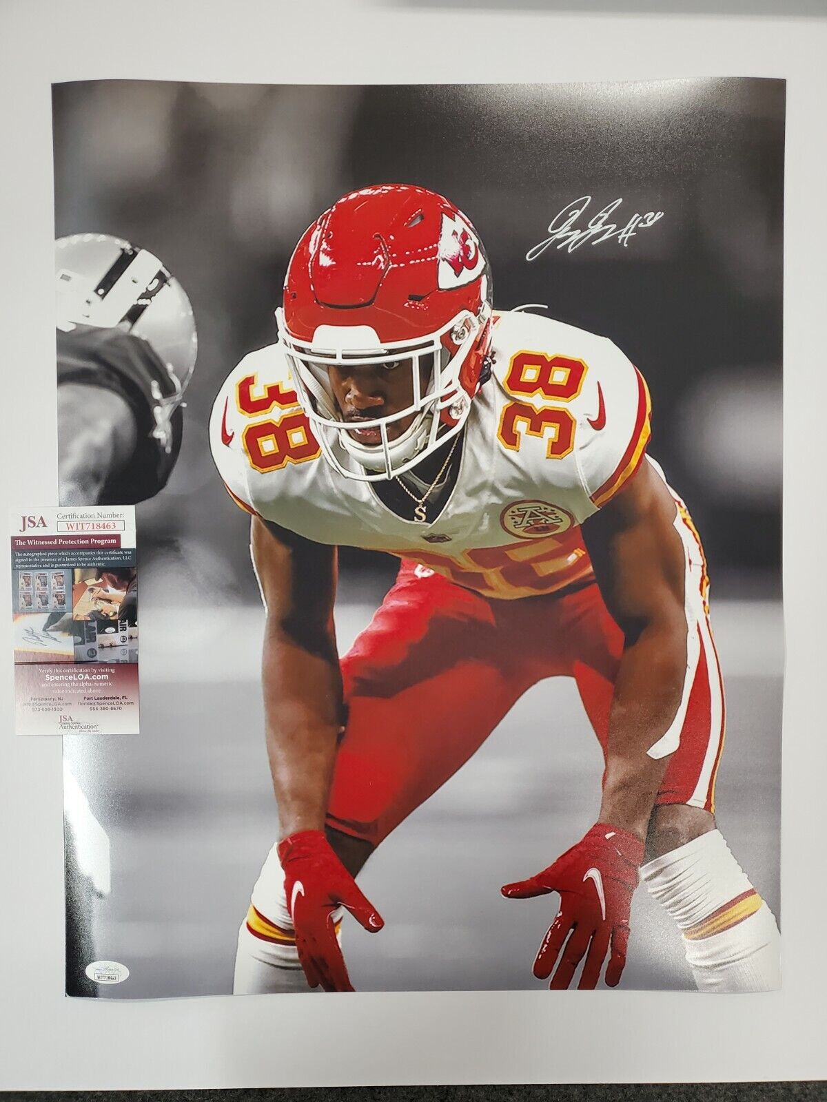 MVP Authentics Kansas City Chiefs L'jarius Sneed Autographed Signed 16X20 Photo Jsa Coa 85.50 sports jersey framing , jersey framing