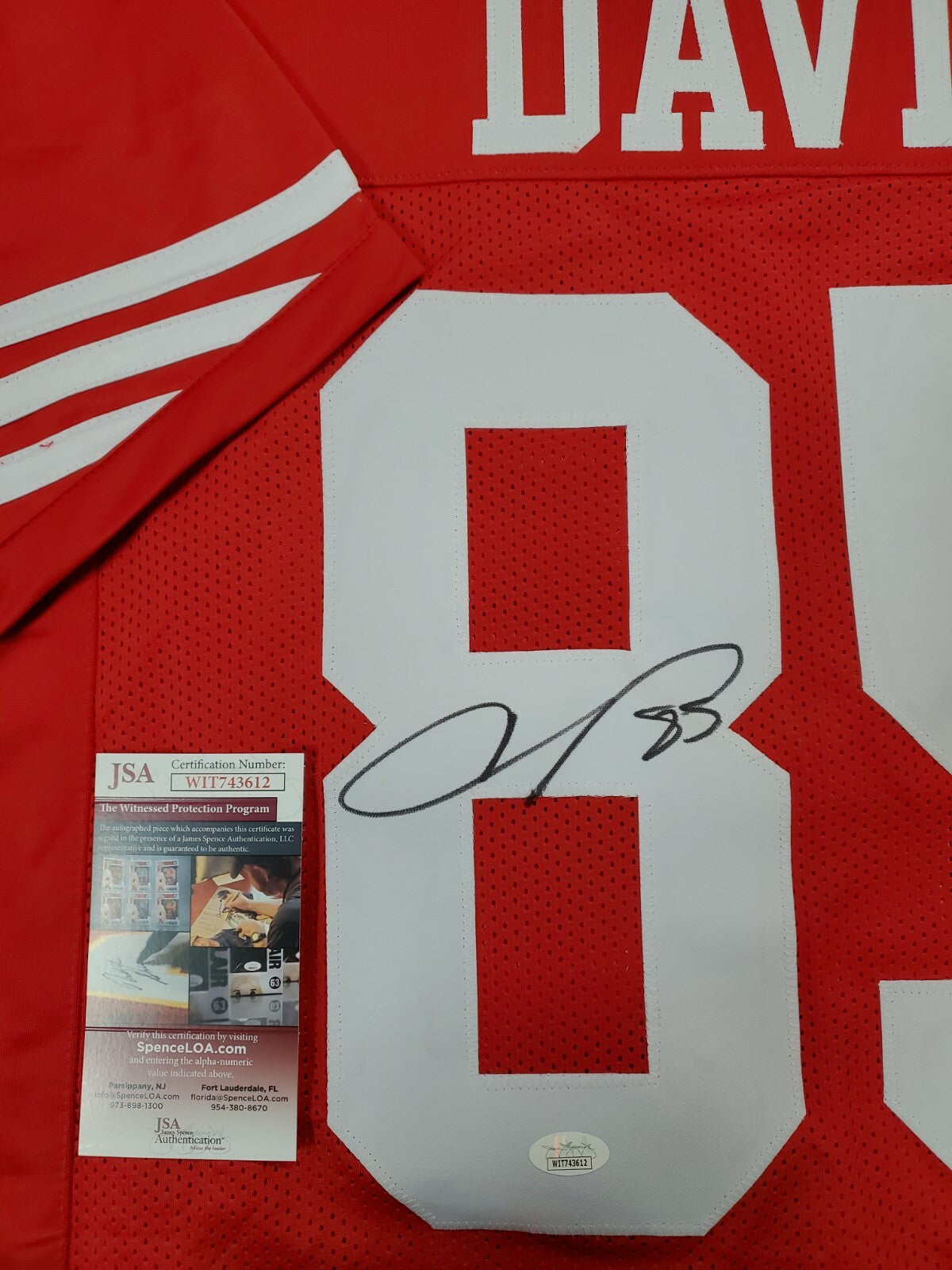San Francisco 49Ers Vernon Davis Autographed Signed Jersey Jsa Coa
