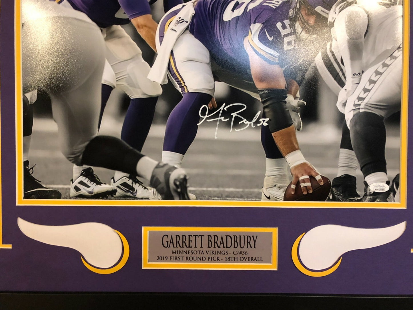 Garrett Bradbury Framed Signed Minnesota Vikings 16X20 Photo Jsa Coa