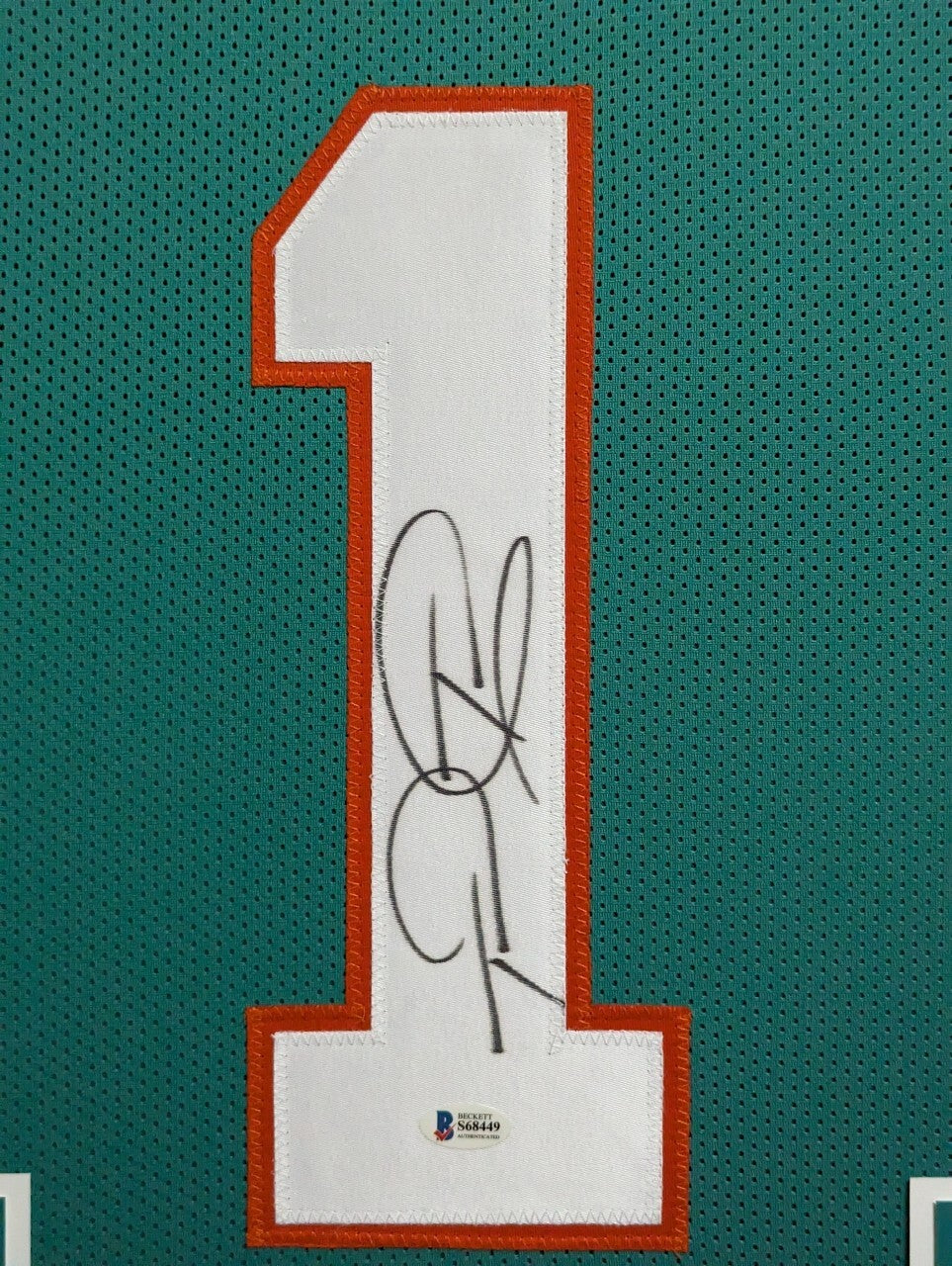 Framed Miami Dolphins Tua Tagovailoa Autographed Signed Jersey Beckett Coa