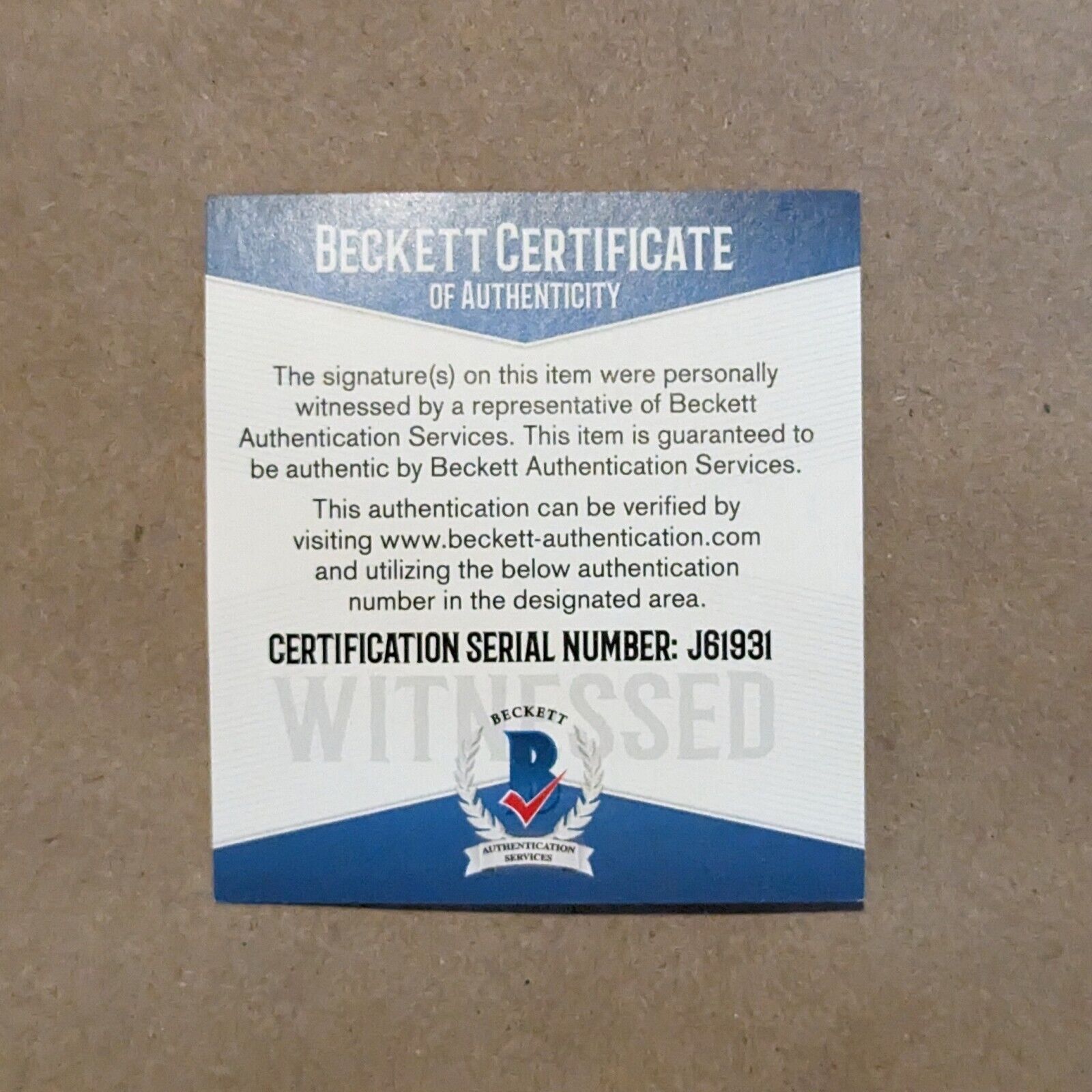 MVP Authentics Framed Chicago Blackhawks Bobby Hull Autographed Inscribed Jersey Beckett Coa 675 sports jersey framing , jersey framing